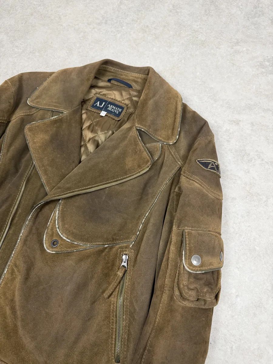 Armani 2000s Armani Beige Suede Leather Perfecto Jacket Size US M / EU 48-50 / 2 - 6 Thumbnail