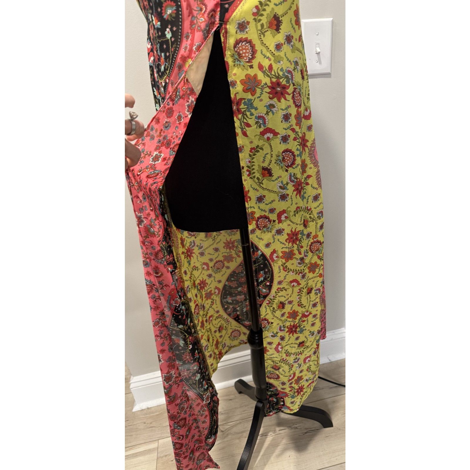 Shein SHEIN Halter Maxi Dress Boho Floral Open Swim Cover Small Size S / US 4 / IT 40 - 3 Thumbnail