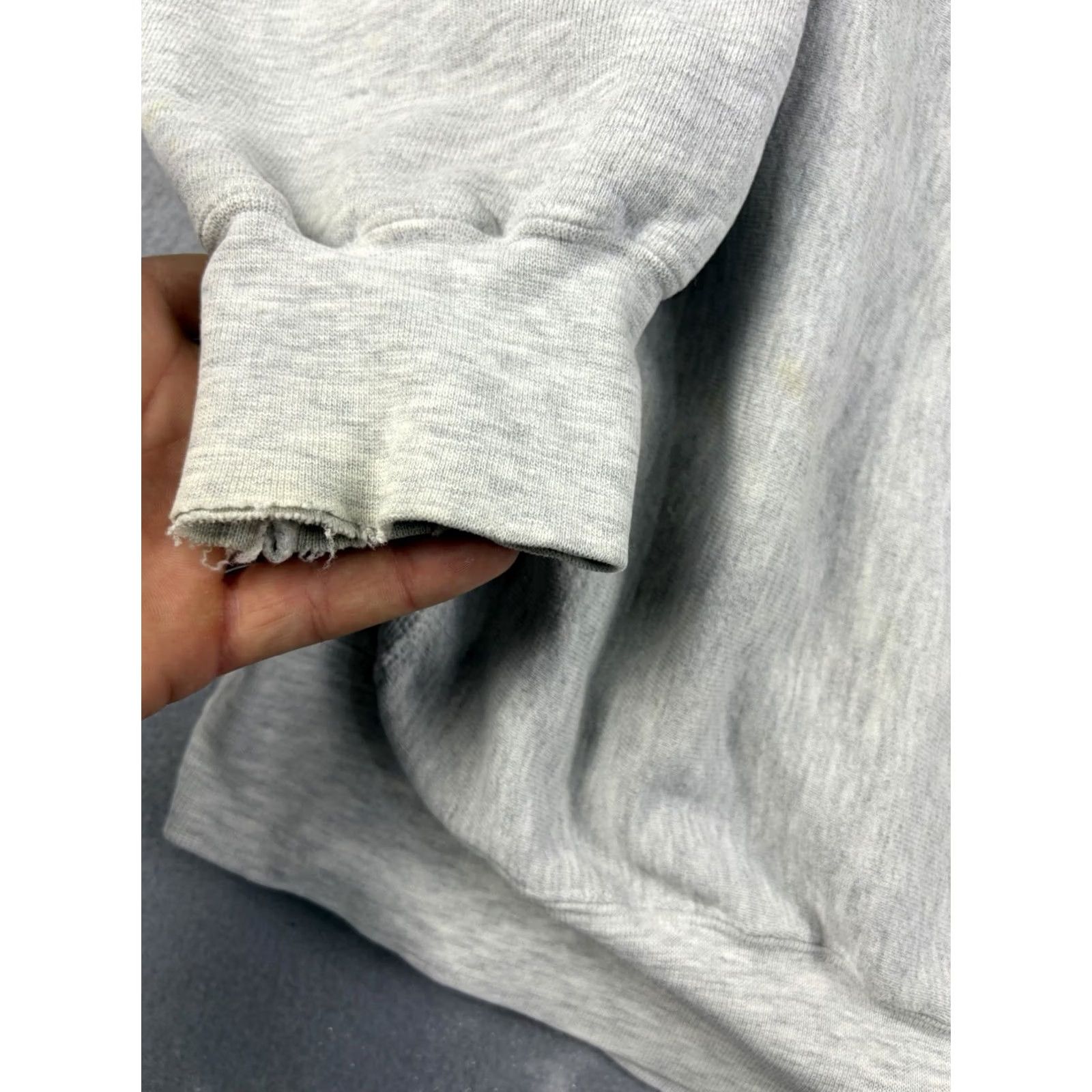 Champion VINTAGE Champion Reverse Weave Sweatshirt Notre Dame University V-Neck Gray XL Men Pullover Regular Size Size US XL / EU 56 / 4 - 5 Thumbnail