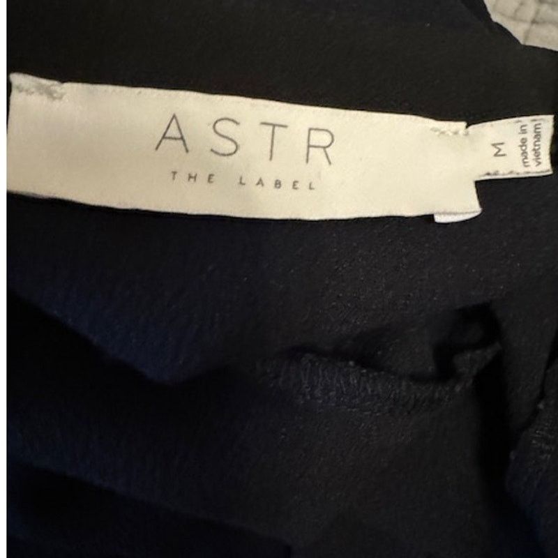 ASTR The Label ASTR The Label V Neck Shift Dress M Size M / US 6-8 / IT 42-44 - 4 Thumbnail