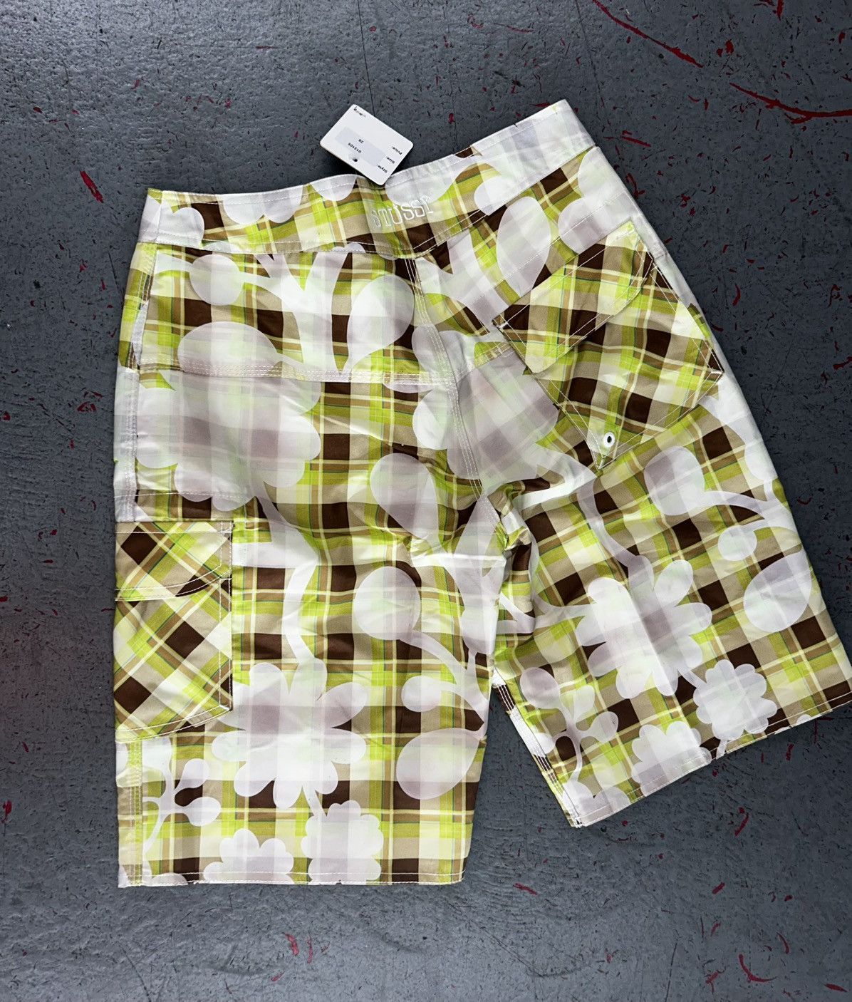 Stussy Stussy Yellow Floaral Swim Shorts Size 28/ Small NEW Size US 28 / EU 44 - 5 Thumbnail