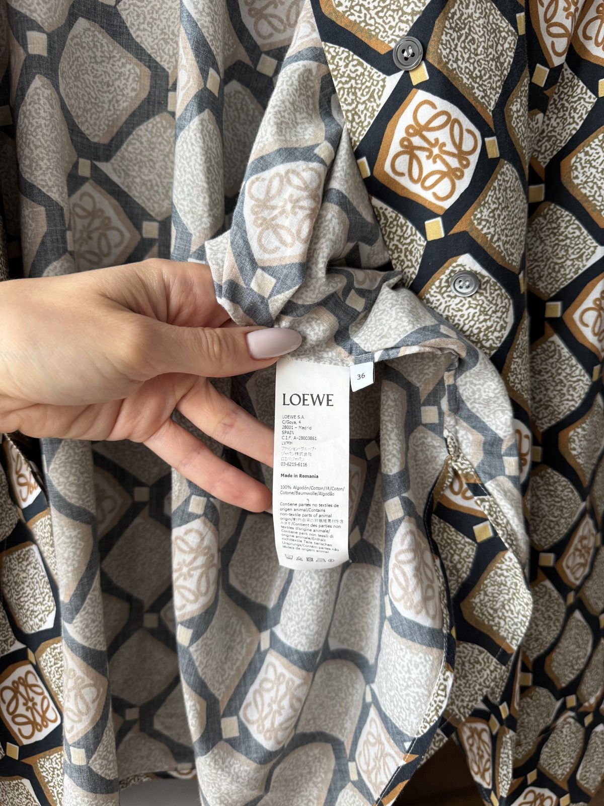 Loewe Loewe Anagram Print Pajama Blouse in Black Size XS / US 0-2 / IT 36-38 - 3 Thumbnail