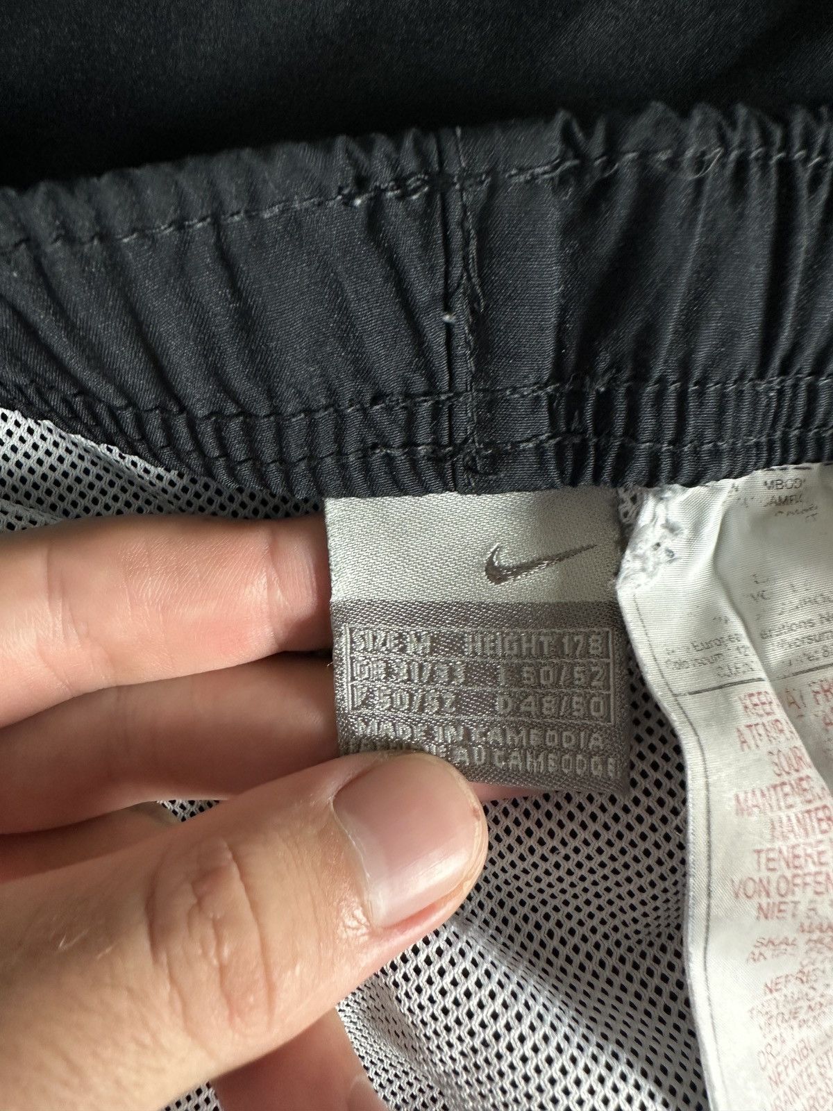 Nike Men’s Nike Vintage Shorts Athletic Retro Swoosh Size M Size US 34 / EU 50 - 6 Thumbnail