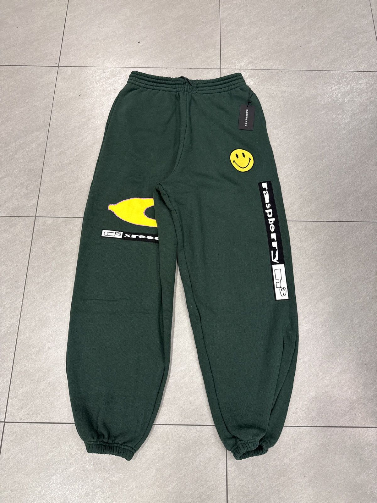 The GV Gallery The GVGallery Raspberry Hills Greedy Unit Garbage Sweatpants Size US 34 / EU 50 - 1 Thumbnail