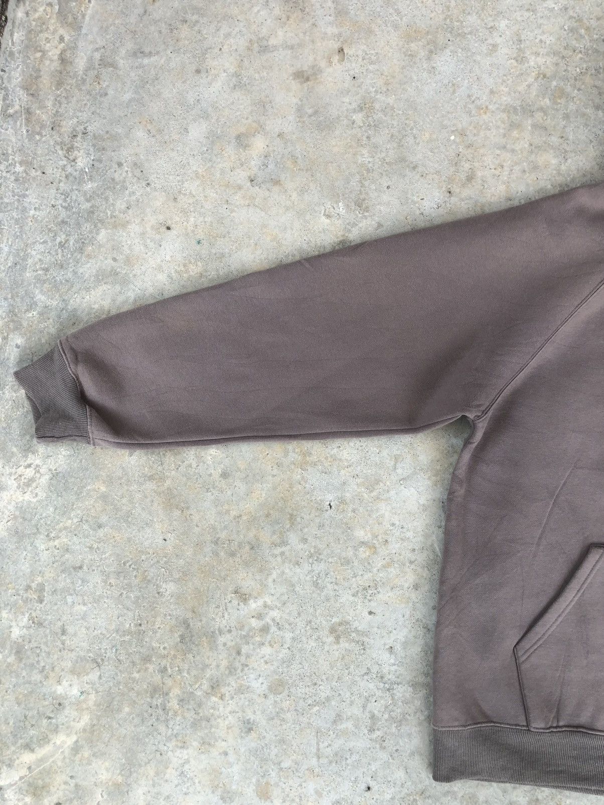 Fear of God Fear Of God Essentials Logo Size US XL / EU 56 / 4 - 3 Thumbnail