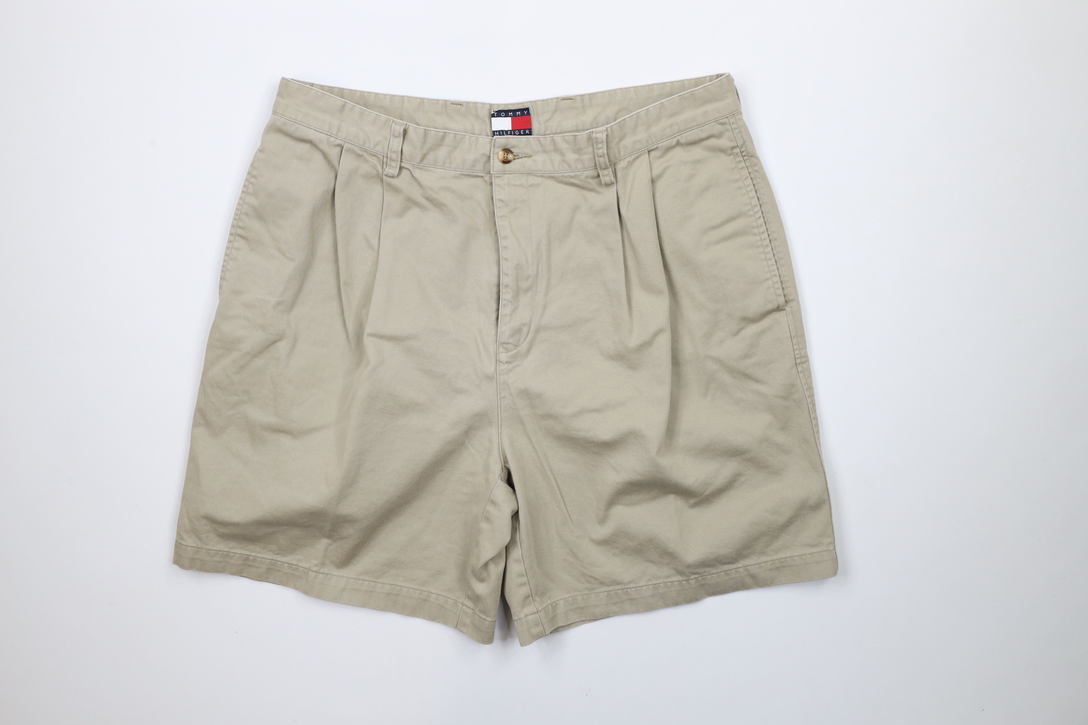 Tommy Hilfiger × Vintage Vintage 90s Tommy Hilfiger Above Knee Chino Shorts Beige Size US 38 / EU 54 - 1 Thumbnail