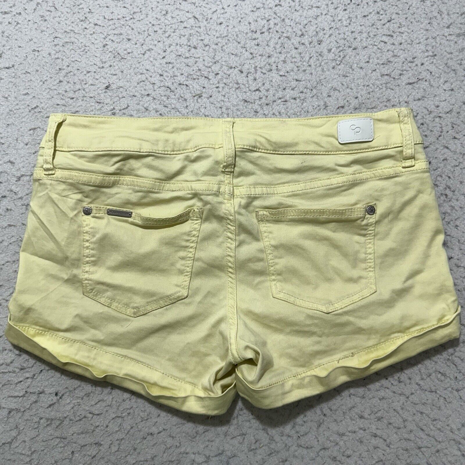 Other Celebrity Pink 7 / 28 Jean Shorts 3" Inseam Yellow Size 32" / US 10 / IT 46 - 8 Thumbnail