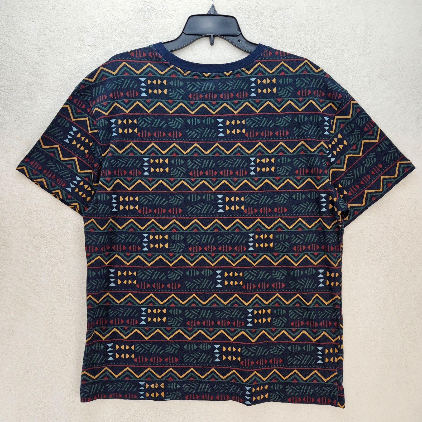 Columbia COLUMBIA MEN'S MEDIUM AZTEC TRIBAL PRINT NAVY BLUE TSHIRT Size US M / EU 48-50 / 2 - 4 Thumbnail