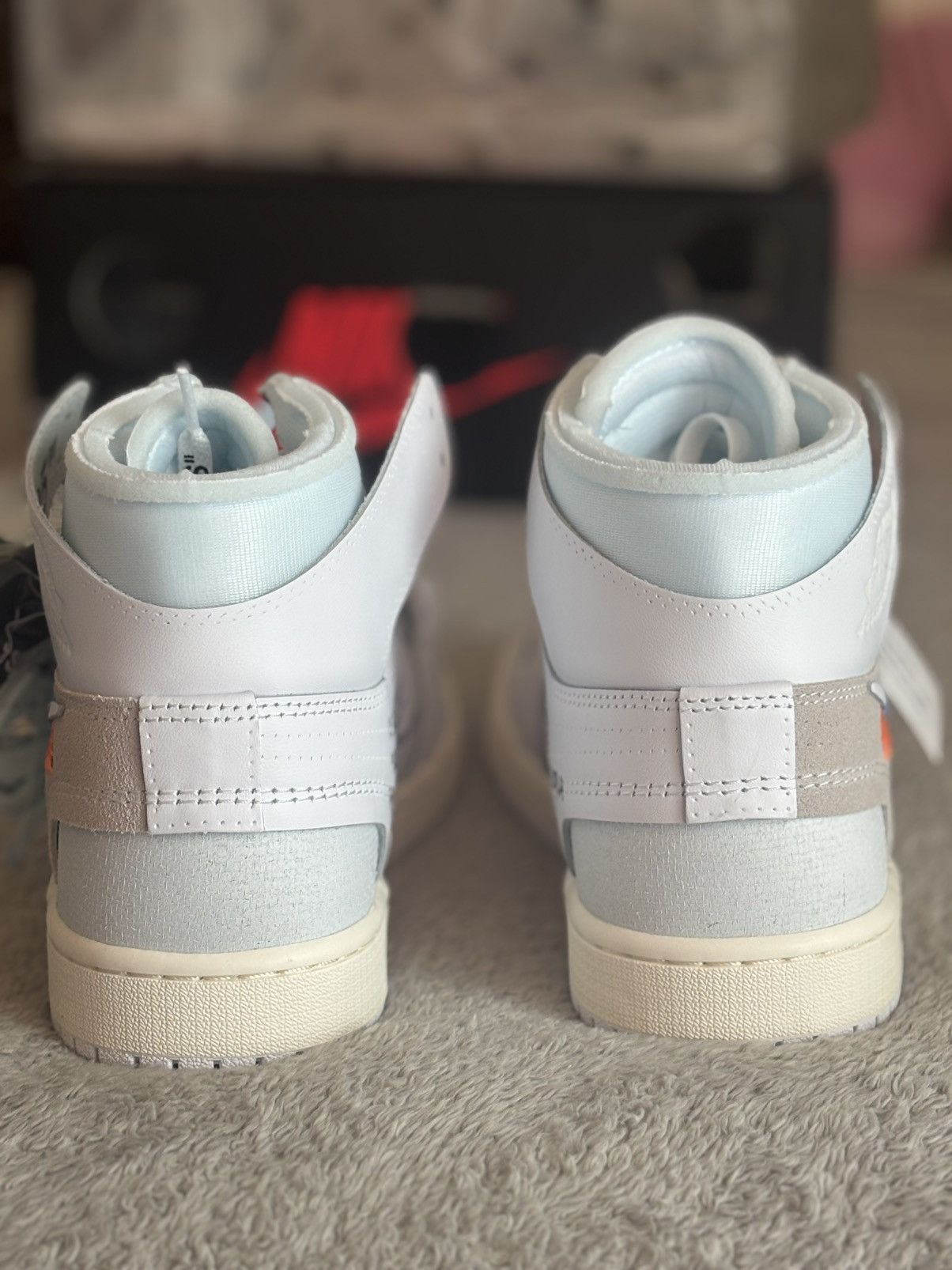 Jordan Brand × Off-White Jordan 1 High OG V.A.A Alaska Archive Size US 9 / EU 42 - 9 Thumbnail