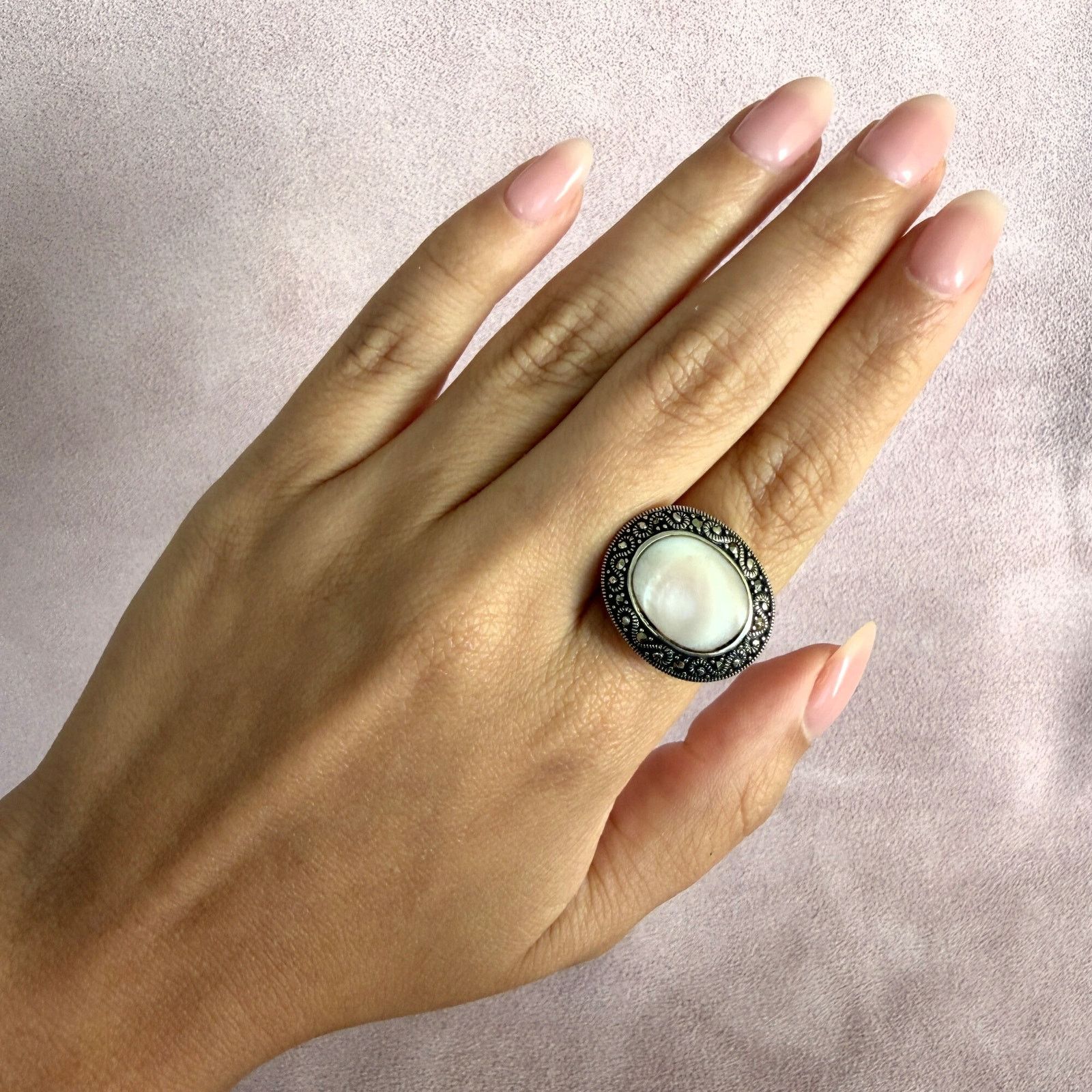 Sterling Silver sterling silver marcasite mother of pearl ring size 7.75 Size ONE SIZE - 2 Thumbnail