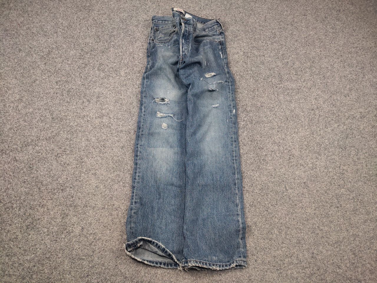 Levi's Vintage Levis 501 Straight Button Faded Denim Jeans Retro Size US 33 - 2 Thumbnail