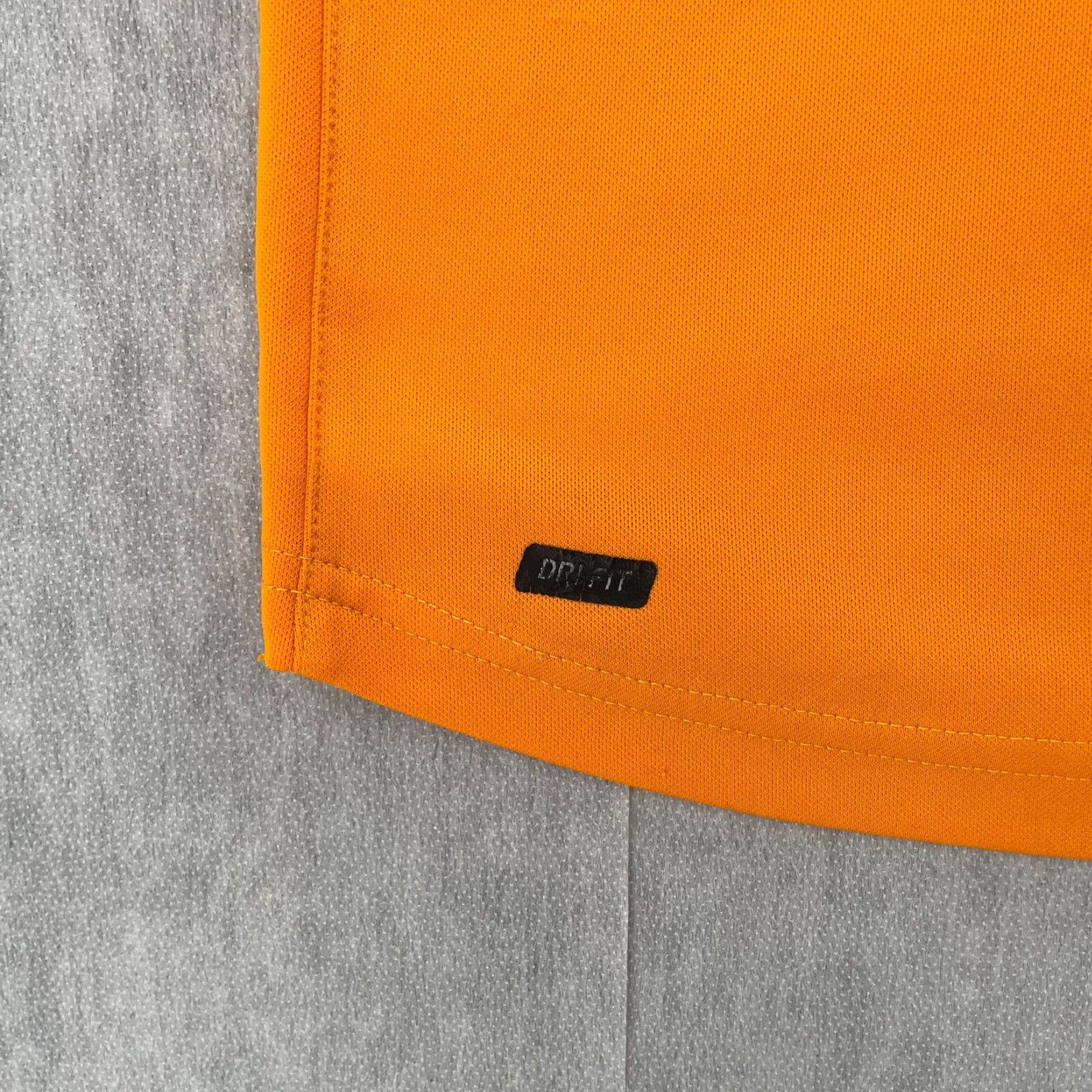 Nike VINTAGE Nike Court Shirt Adult Extra Large Orange Tennis Crew Neck Swoosh Men XL Size US XL / EU 56 / 4 - 5 Thumbnail