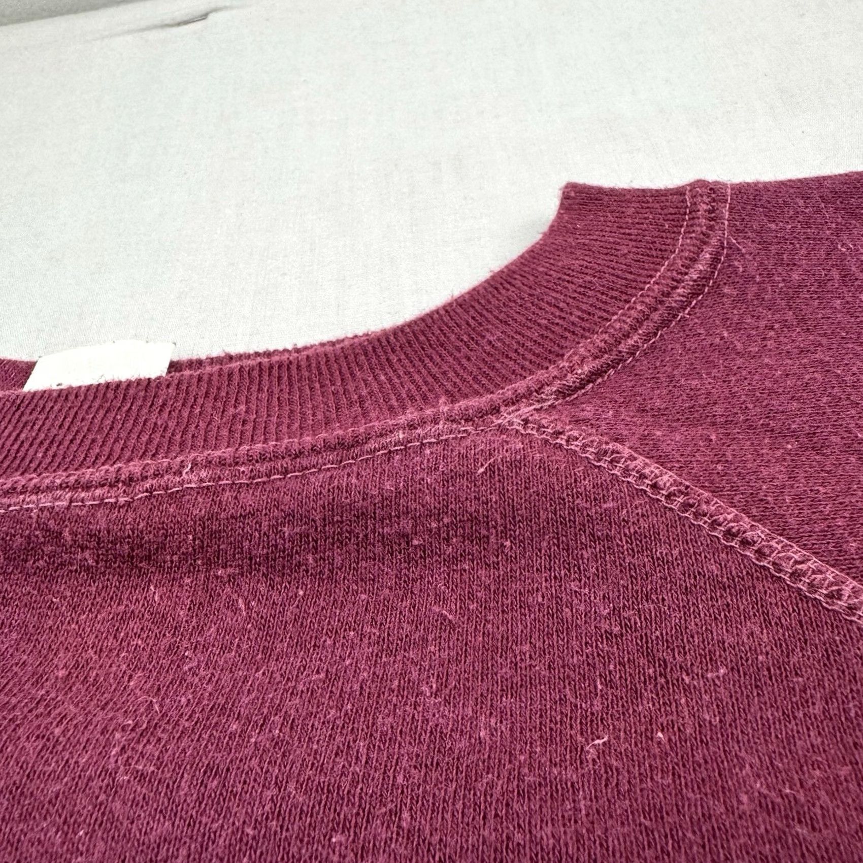Vintage VINTAGE Royal Knight Sweatshirt Adult L Red 70s USA Crewneck Shirt Pullover Mens Size US L / EU 52-54 / 3 - 5 Thumbnail