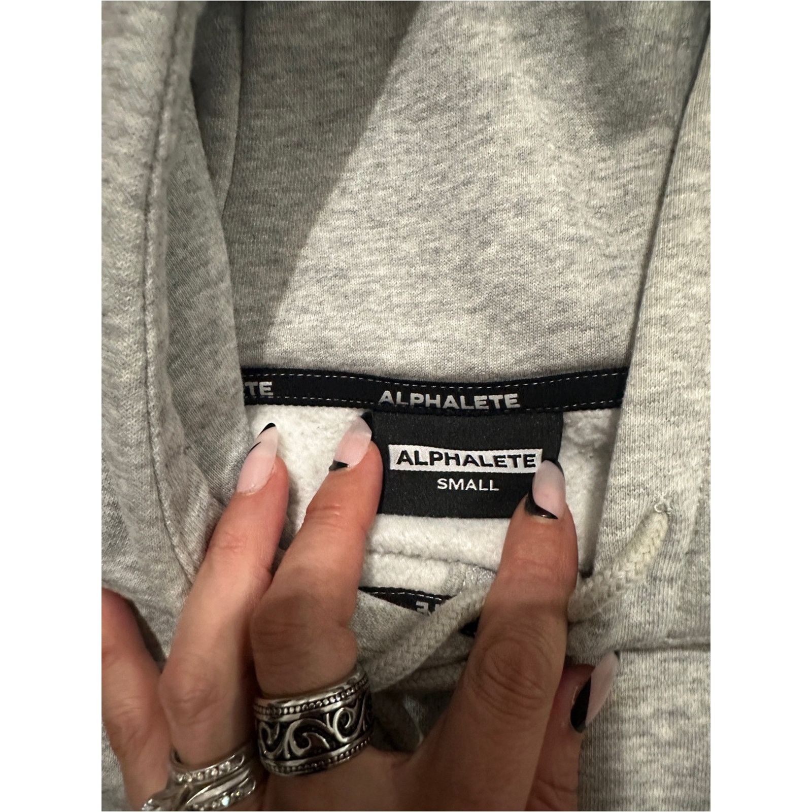 Alphalete Athletics Alphalete cropped zip up hoodie size small Size S / US 4 / IT 40 - 9 Thumbnail