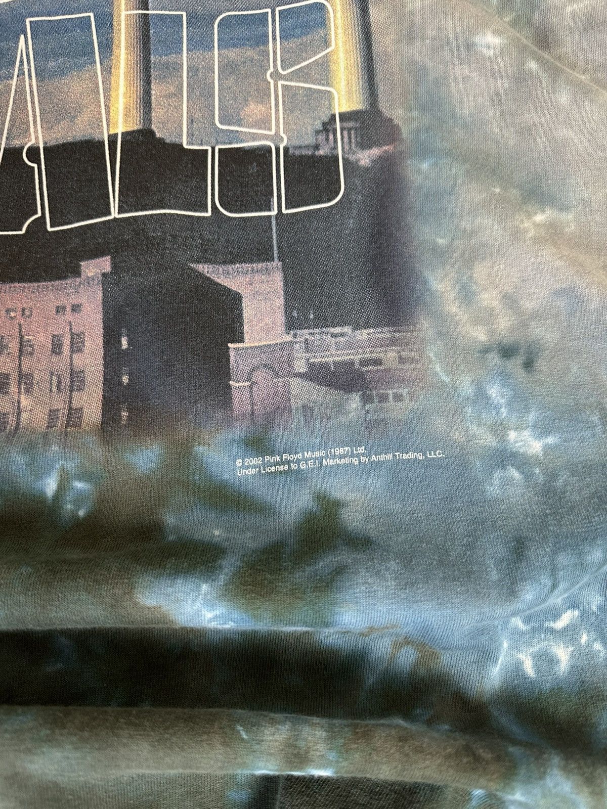 Liquid Blue 🔥 Pink Floyd Animals 2002 Album 1987 T Shirt Liquid Blue Y2K Size US XL / EU 56 / 4 - 3 Thumbnail