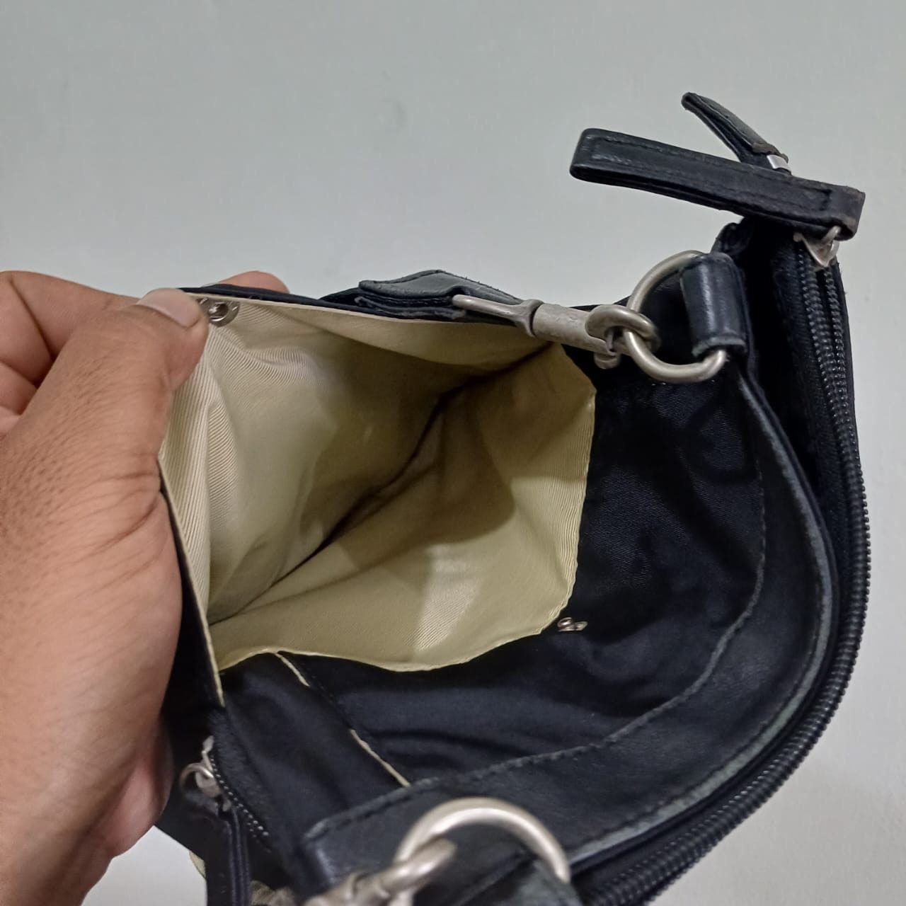 Japanese Brand 💥Last Drop💥Yohji Yamamoto Ysaccs Leather Nylon Sling Bag Size ONE SIZE - 13 Thumbnail