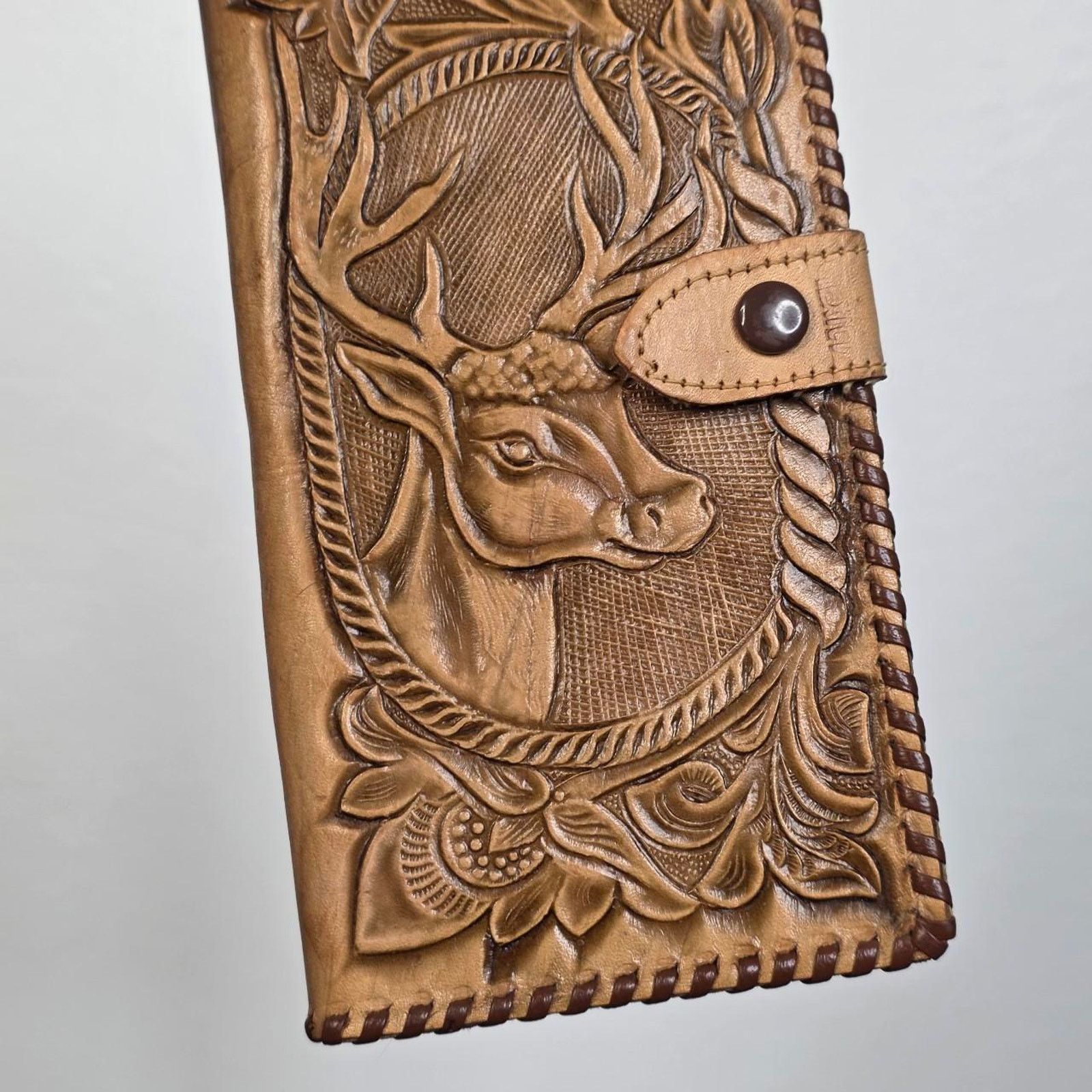 Vintage Vintage Hand Tooled Leather Western Wallet Film & Prop Size ONE SIZE - 3 Thumbnail