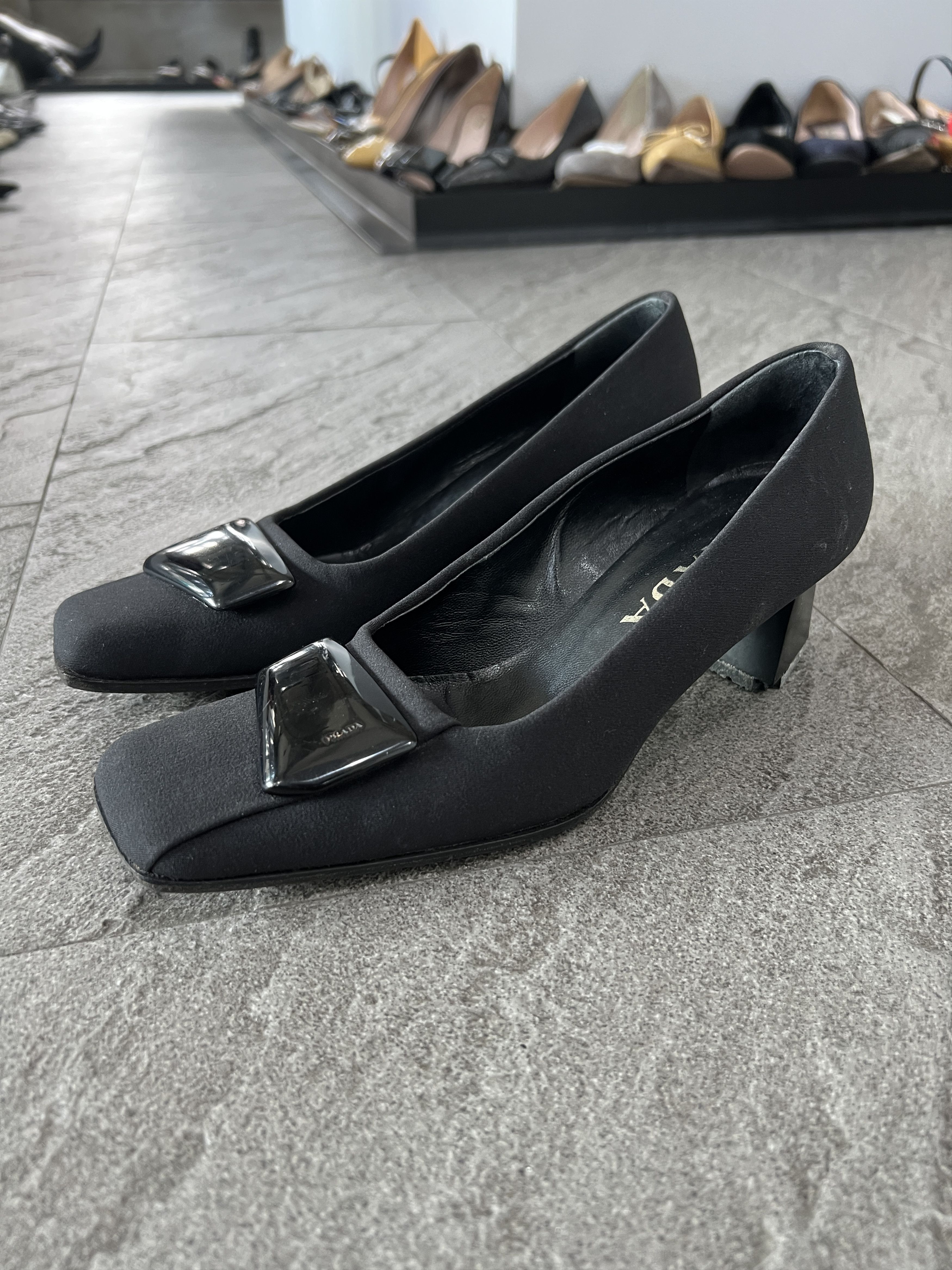 Prada Prada Black Satin Pumps Square Toe Logo Heels EU35 Size US 5 / IT 35 - 4 Thumbnail