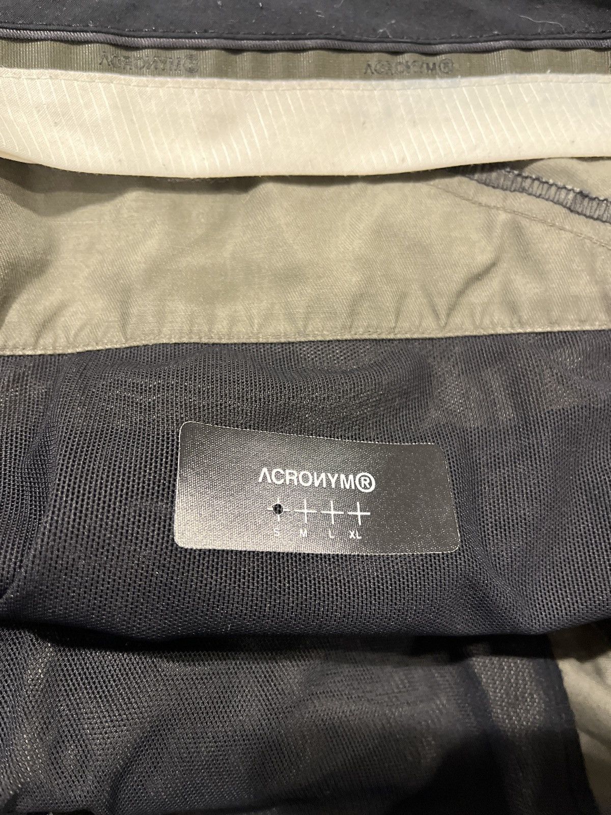 Acronym SP9-E cargo shorts green Size US 32 / EU 48 - 7 Thumbnail
