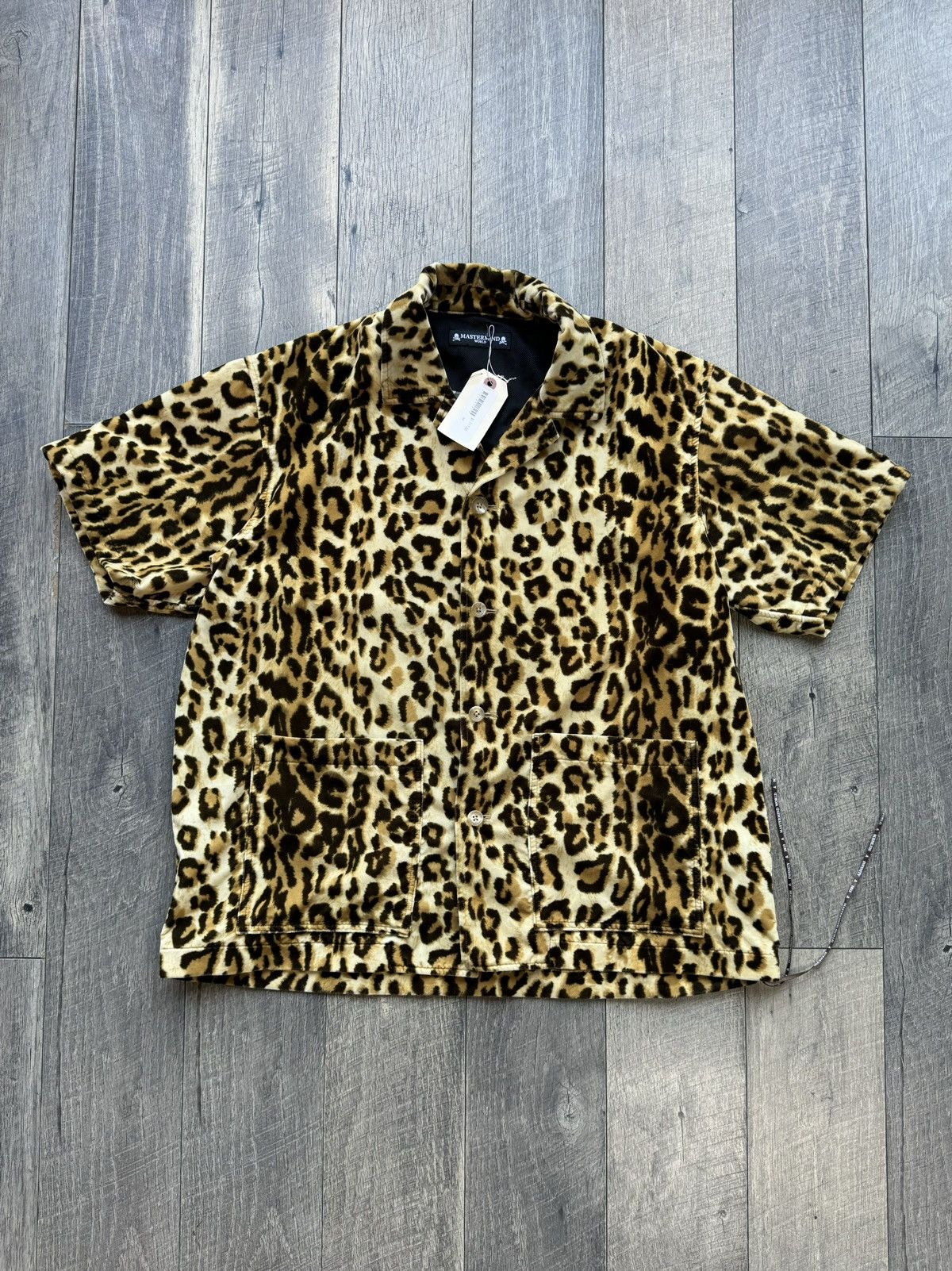 Pre-owned Mastermind Japan Cheetah Button Up Shirt New - Medium In Yellow