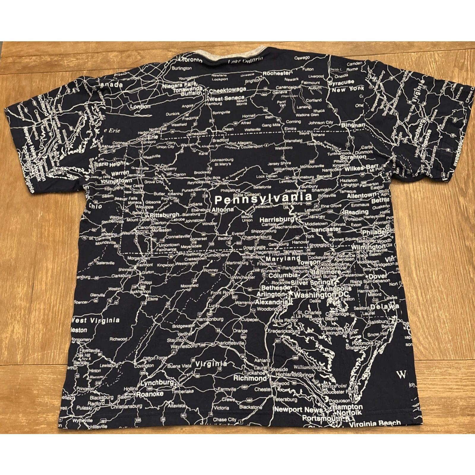 Vintage Pennsylvania Map T-Shirt XL Blue Men's Shirt All-Over Print Size US XL / EU 56 / 4 - 6 Thumbnail