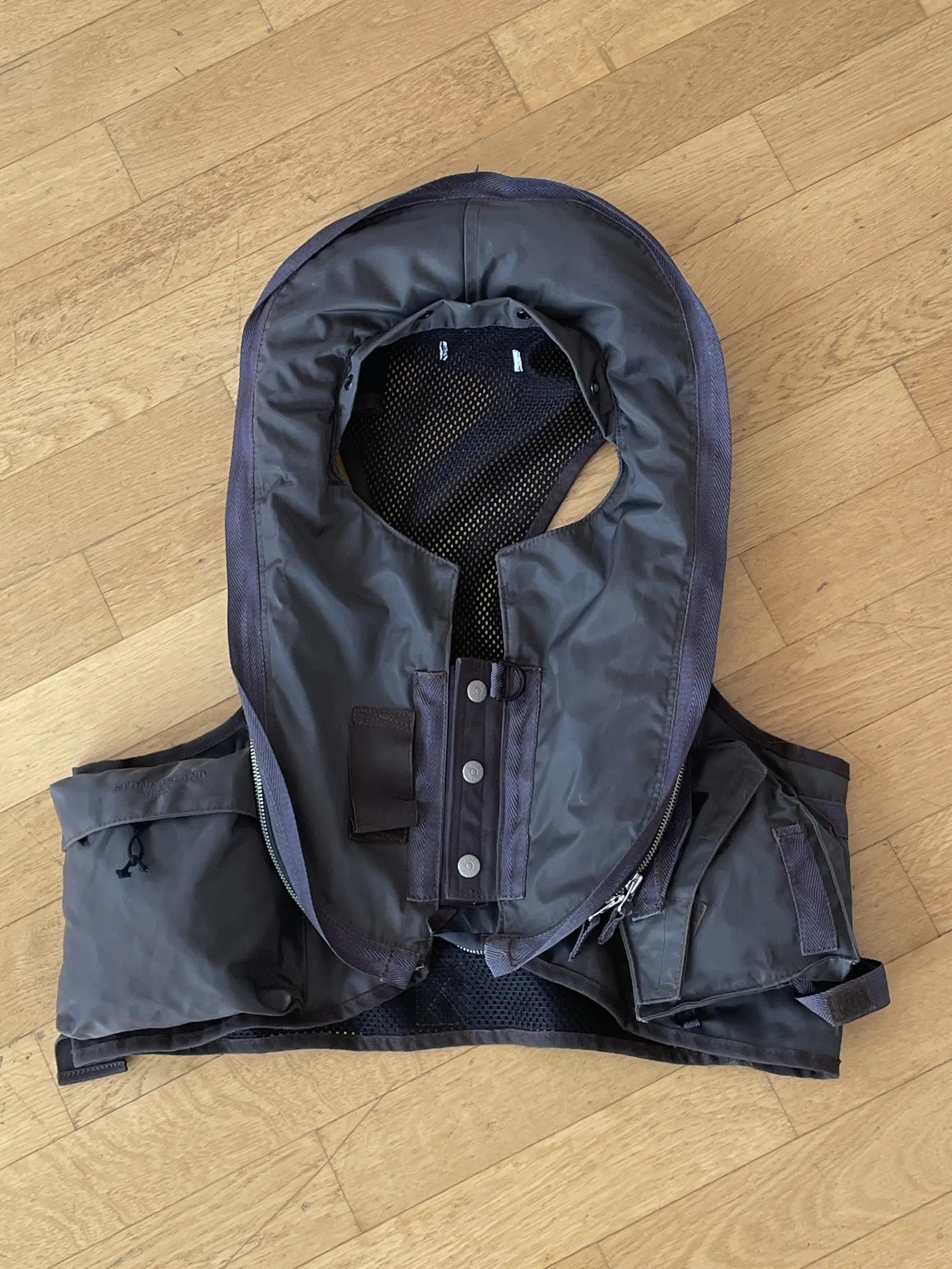 Stone Island STONE ISLAND Jacket 2005 Utility Gilet Field Vest A8433 Size US XL / EU 56 / 4 - 5 Thumbnail