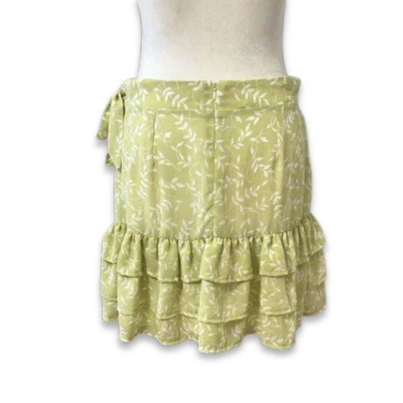 Other Ever After Mini Skirt Ruffled Tie Zip Floral Green W L NWOT Size 30" / US 8 / IT 44 - 5 Thumbnail