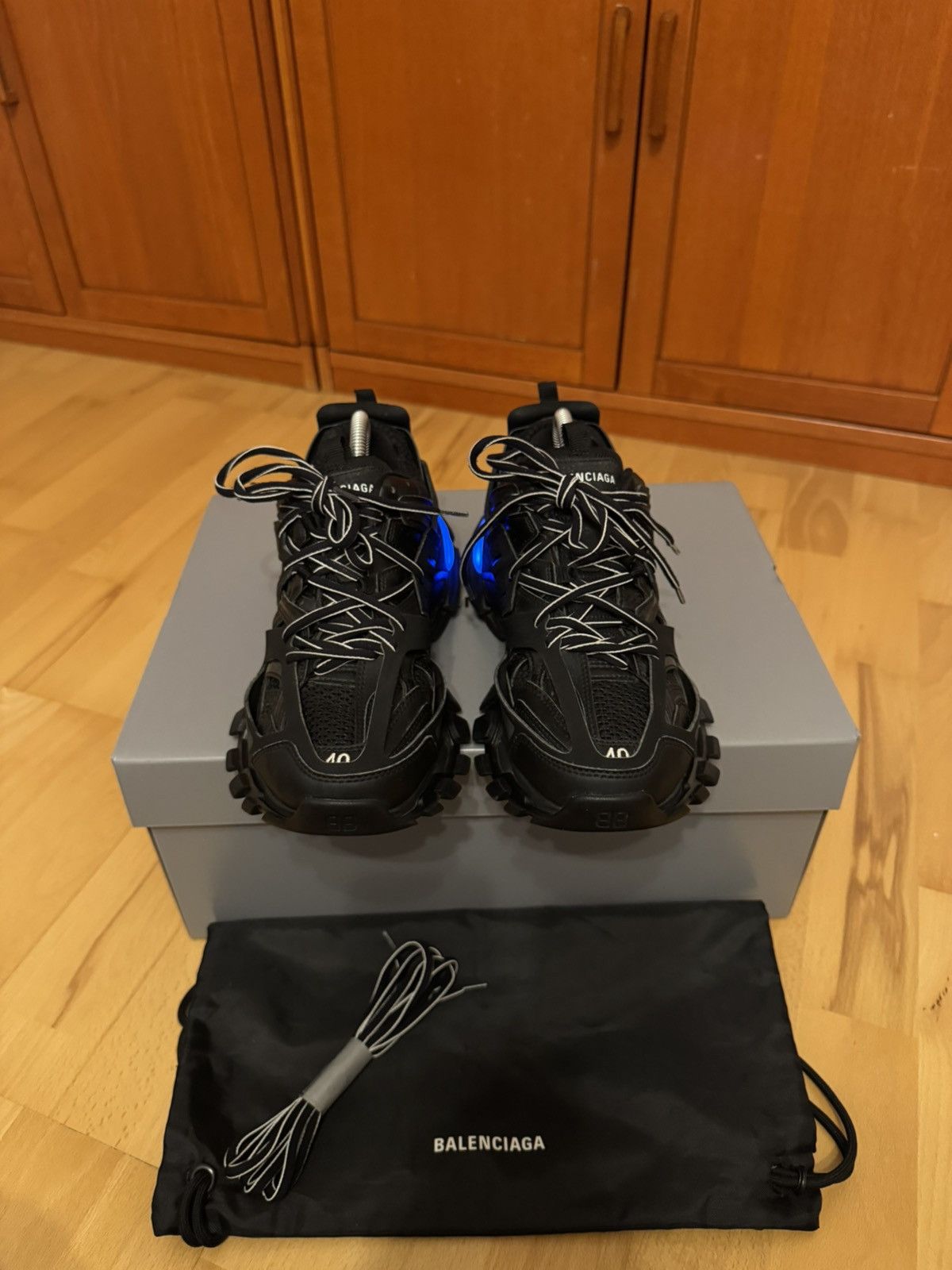 Balenciaga Balenciaga LED Track Triple Black Size US 7 / EU 40 - 6 Thumbnail
