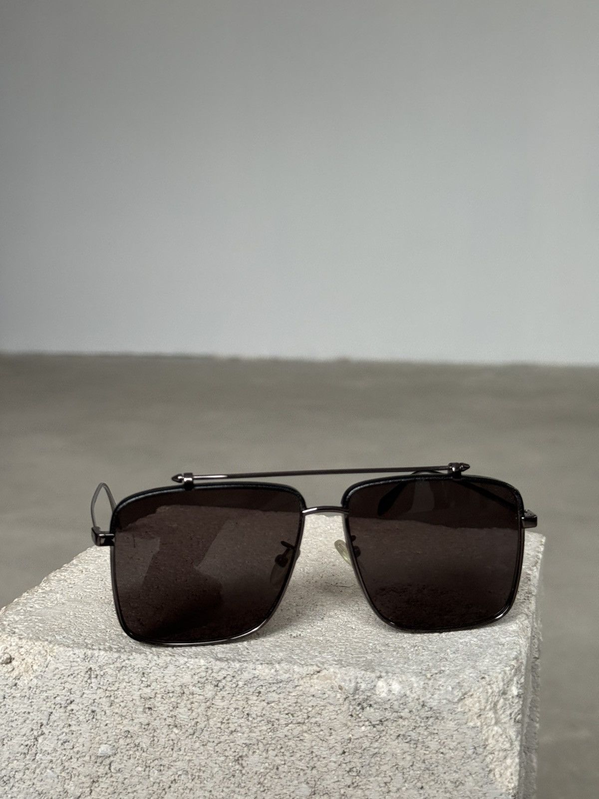 Alexander McQueen Alexander McQueen Iconic Aviator Glasses Size ONE SIZE - 9 Thumbnail