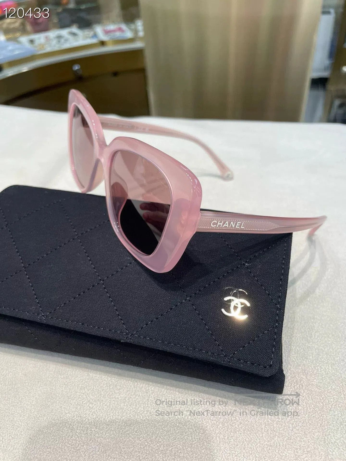 Chanel Chanel 2023 Summer Pink Jelly Sunglasses. Size ONE SIZE - 3 Thumbnail