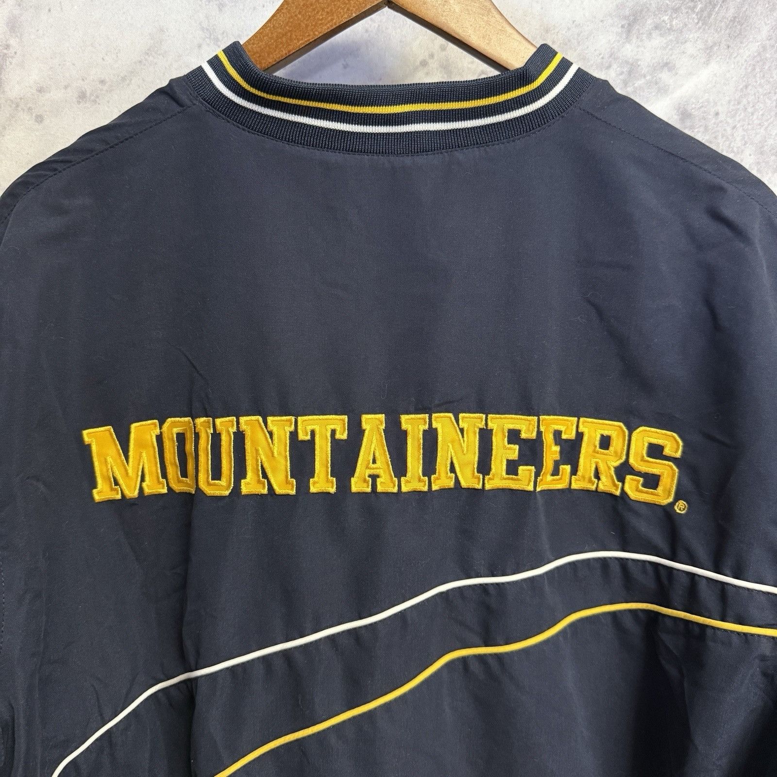 Vintage West Virginia University Mountaineers Jacket Mens Medium 25x Size US M / EU 48-50 / 2 - 4 Thumbnail