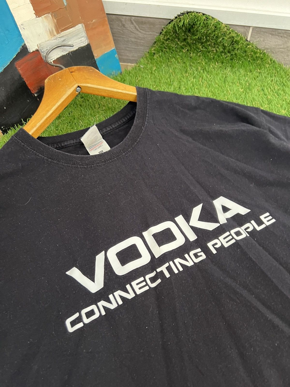 Band Tees Vodka Connecting People Humor Vintage T Shirt Alcohol Size US XXL / EU 58 / 5 - 5 Thumbnail