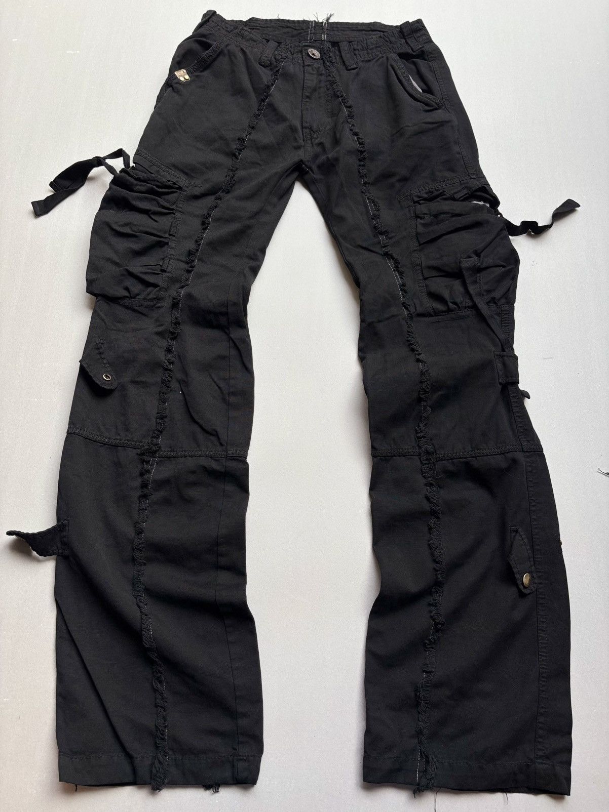 Japanese Brand Vertgarments frayed cargo pants Size US 28 / EU 44 - 1 Thumbnail