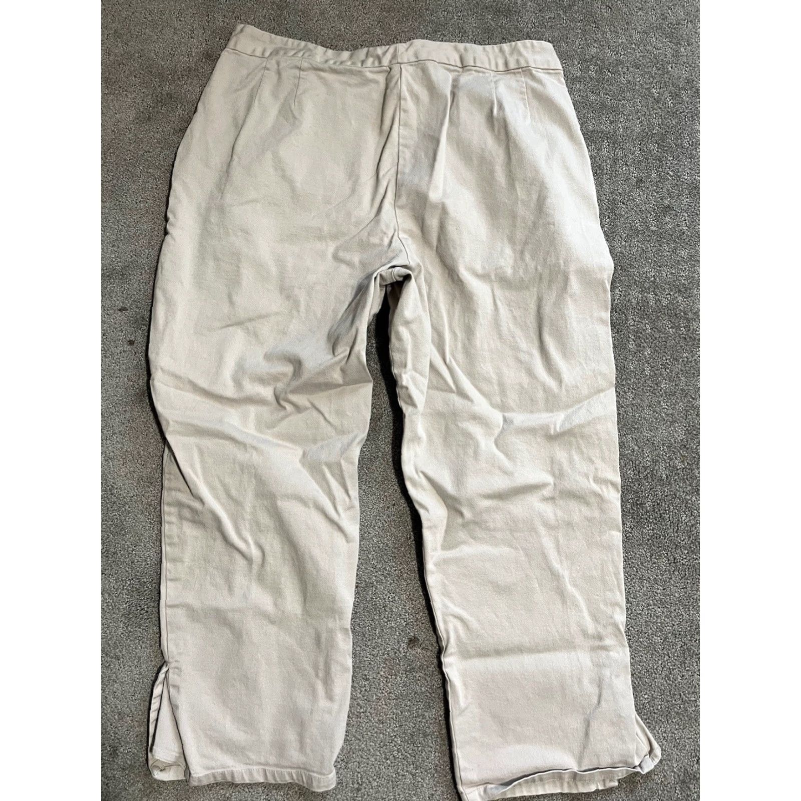 Anne Klein Anne Klein Pants Women size 14p Ivory Beige Cropped Capri Size 36" / US 14 / IT 50 - 3 Thumbnail
