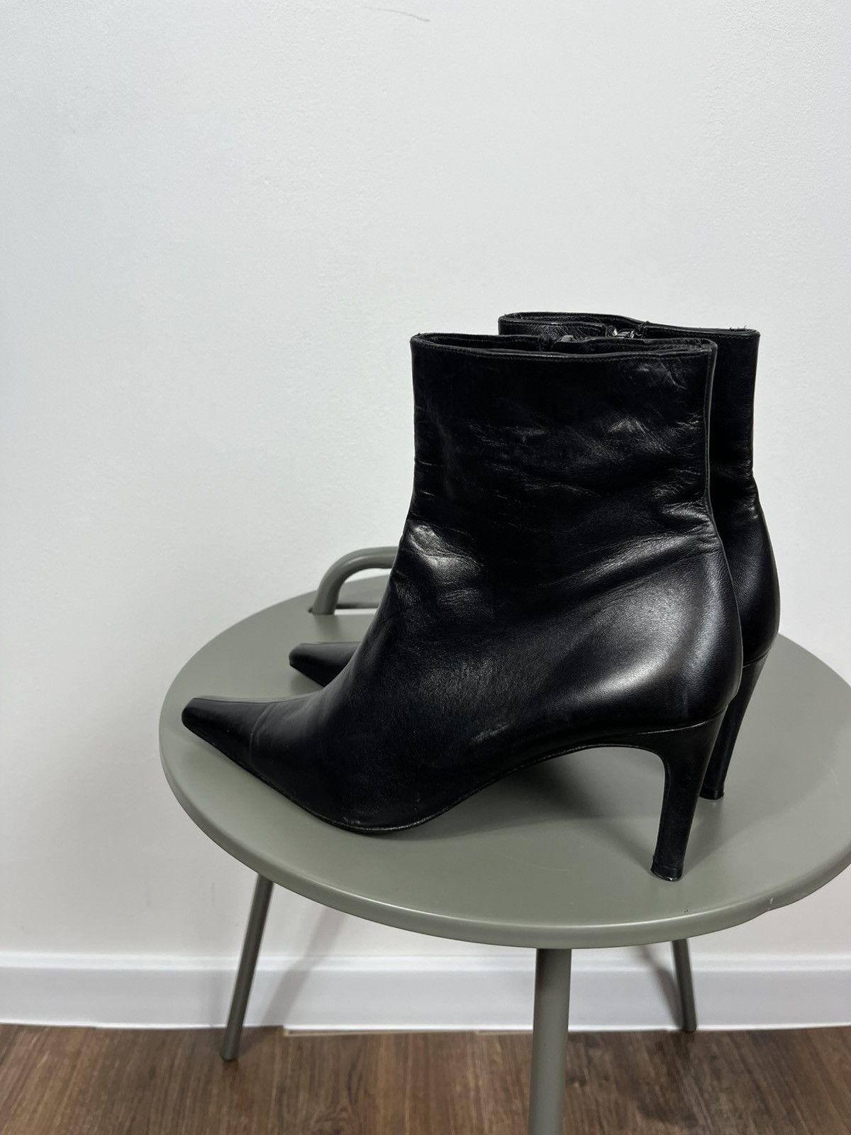 Other Minimalist Pointed Toe Leather Ankle Boots Made in Spain 38 Size US 7.5 / IT 37.5 - 7 Thumbnail