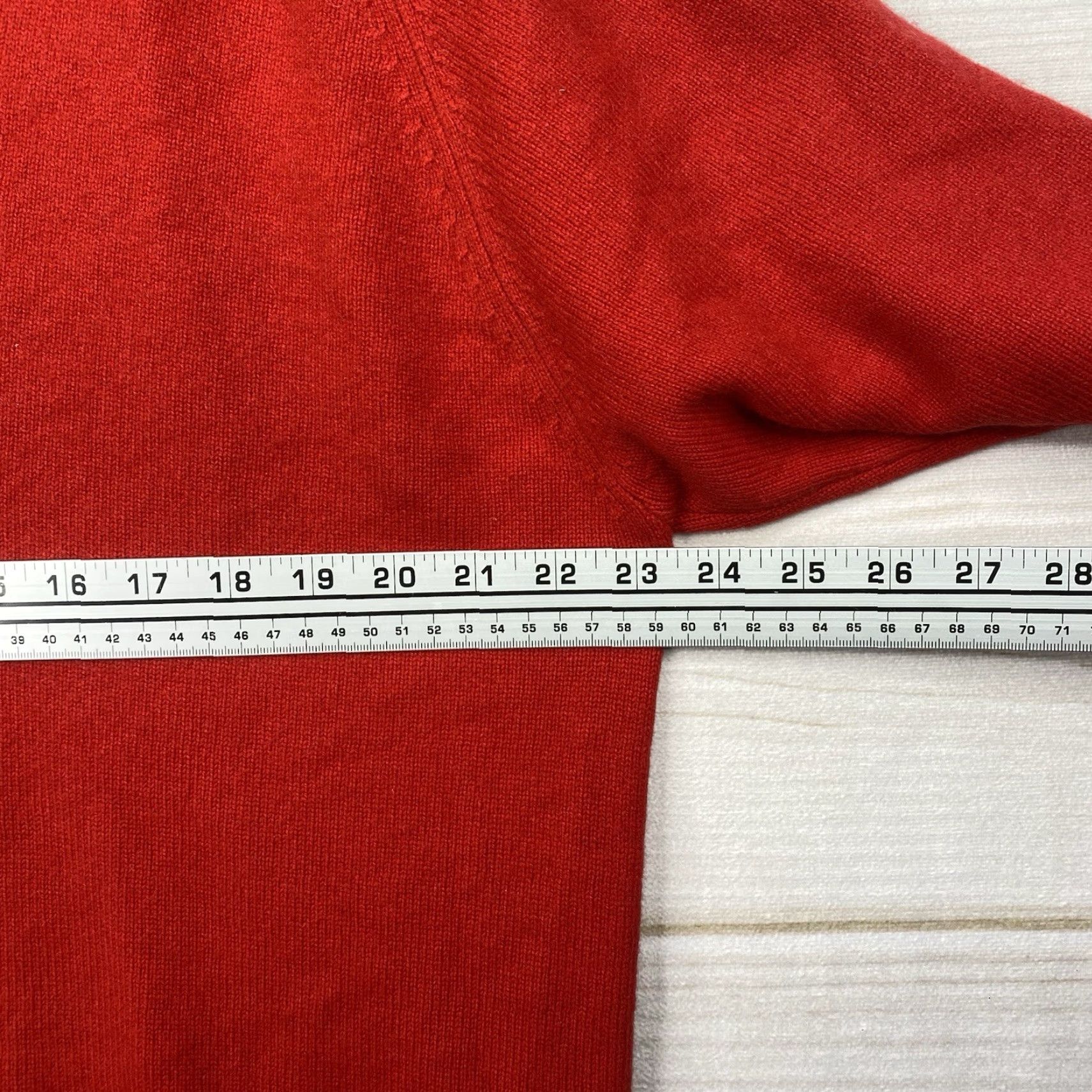 Lands' End VINTAGE Lands' End Sweater Mens L Red Cashmere Wool V Neck Pullover Classic 90s Y2K Mens Size US L / EU 52-54 / 3 - 4 Thumbnail