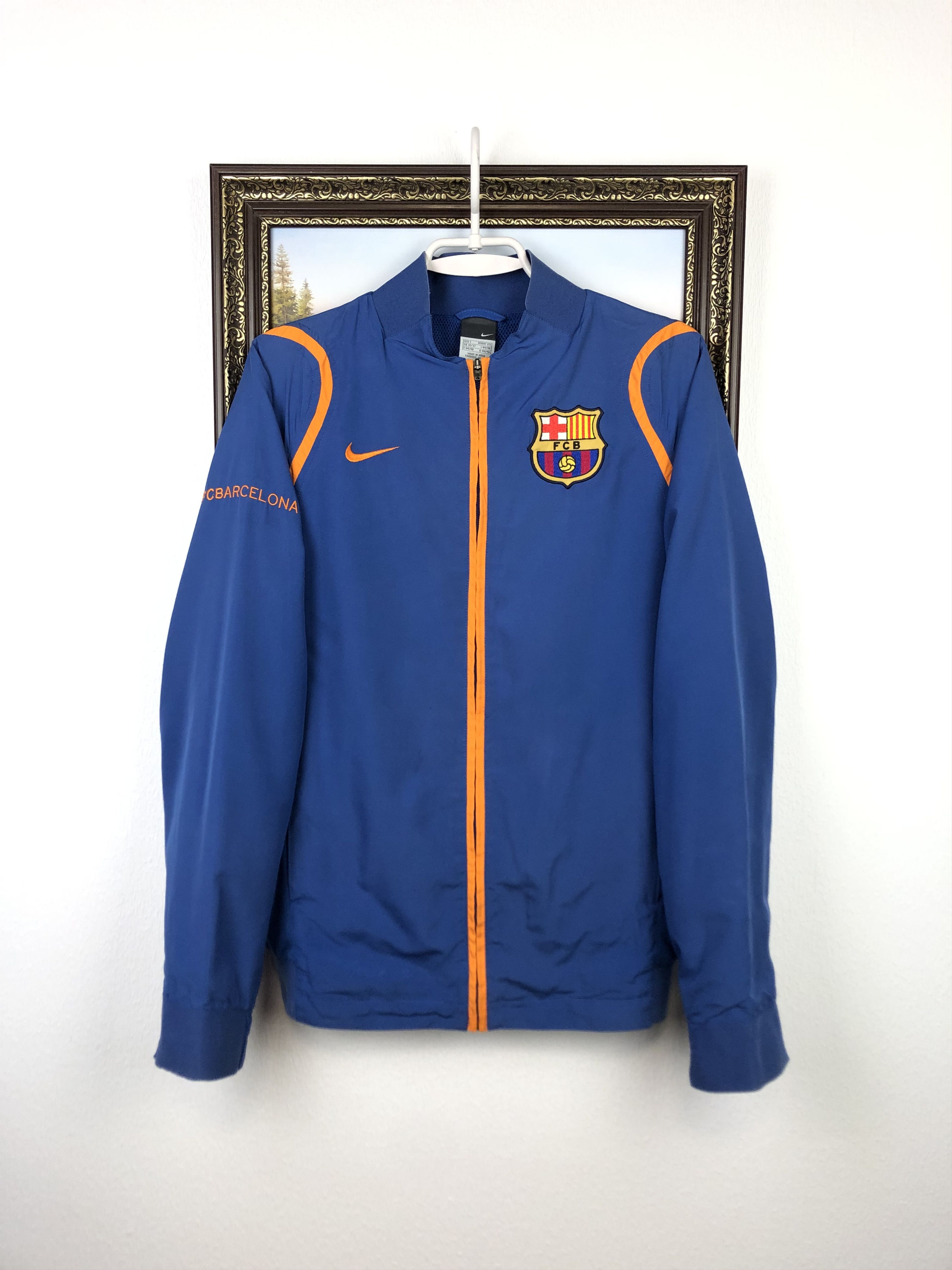 Nike Vintage Nike FC Barcelona Football Jacket Soccer Track Size US S / EU 44-46 / 1 - 1 Thumbnail