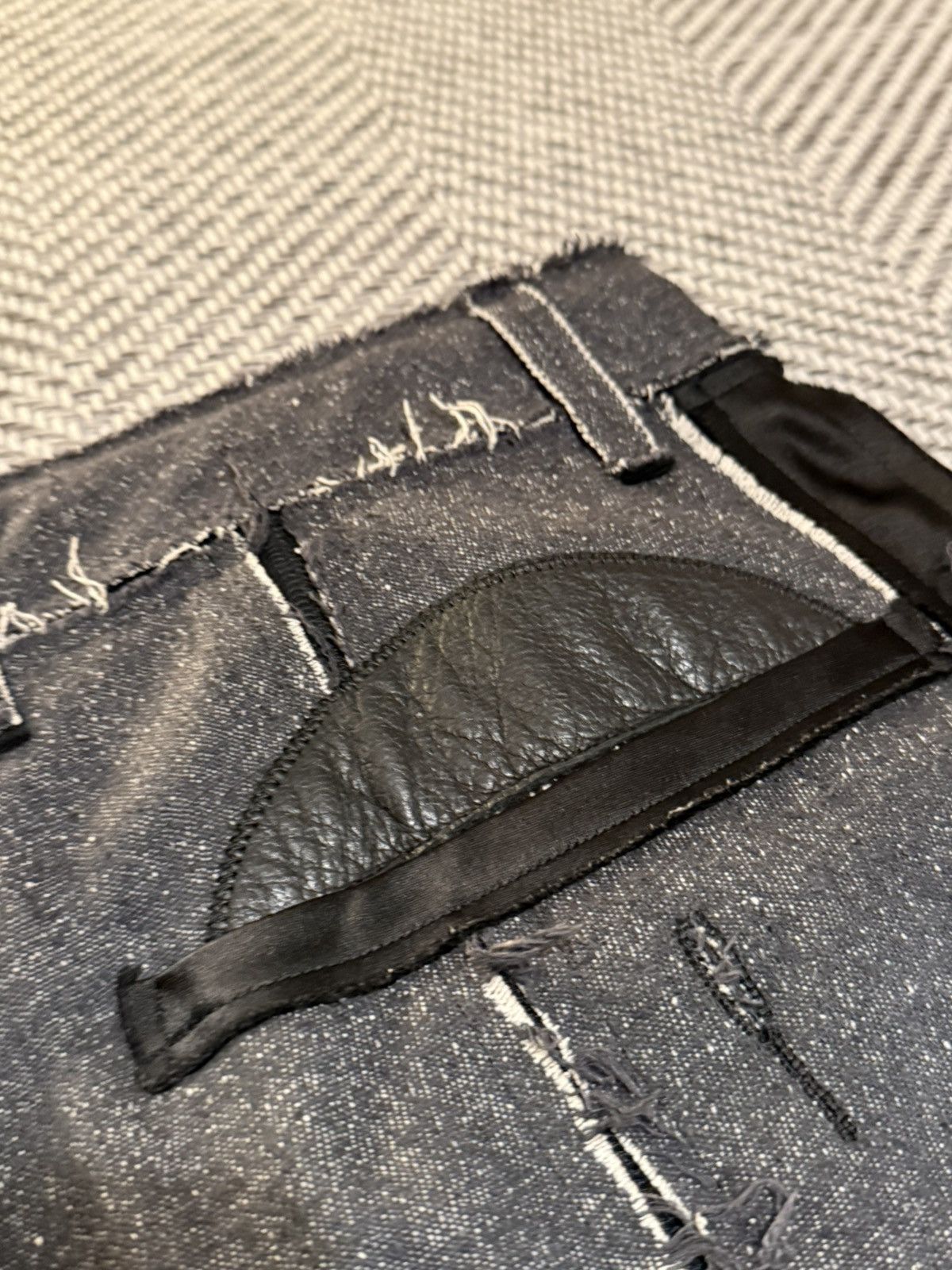 Takahiromiyashita The Soloist. TAKAHIROMIYASHITA TheSoloIst. Cut-Off Half Pants Size US 30 / EU 46 - 8 Thumbnail