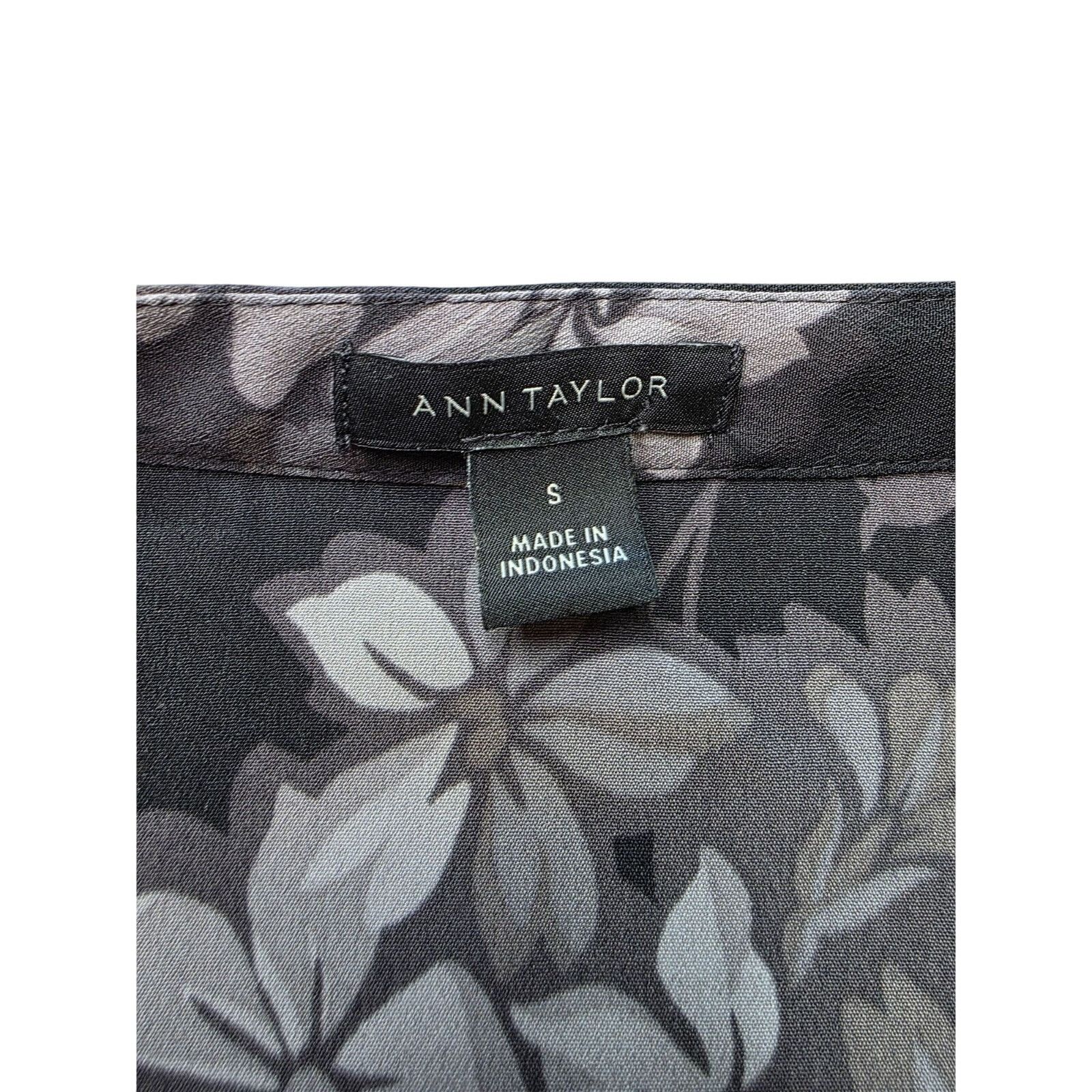 Ann Taylor Ann Taylor Womens Sz S Blouse Sheer Womens Size S / US 4 / IT 40 - 12 Thumbnail
