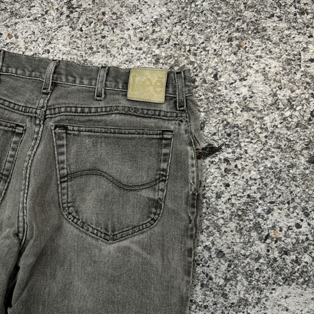 Vintage Sun Faded Thrashed Distressed Lee Jeans ERD Grunge Style Size US 31 - 4 Thumbnail