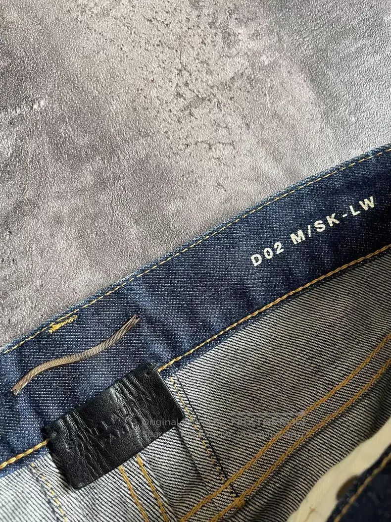 Saint Laurent Paris Saint Laurent Paris Dark blue wash denim jeans i Size US 29 - 5 Thumbnail
