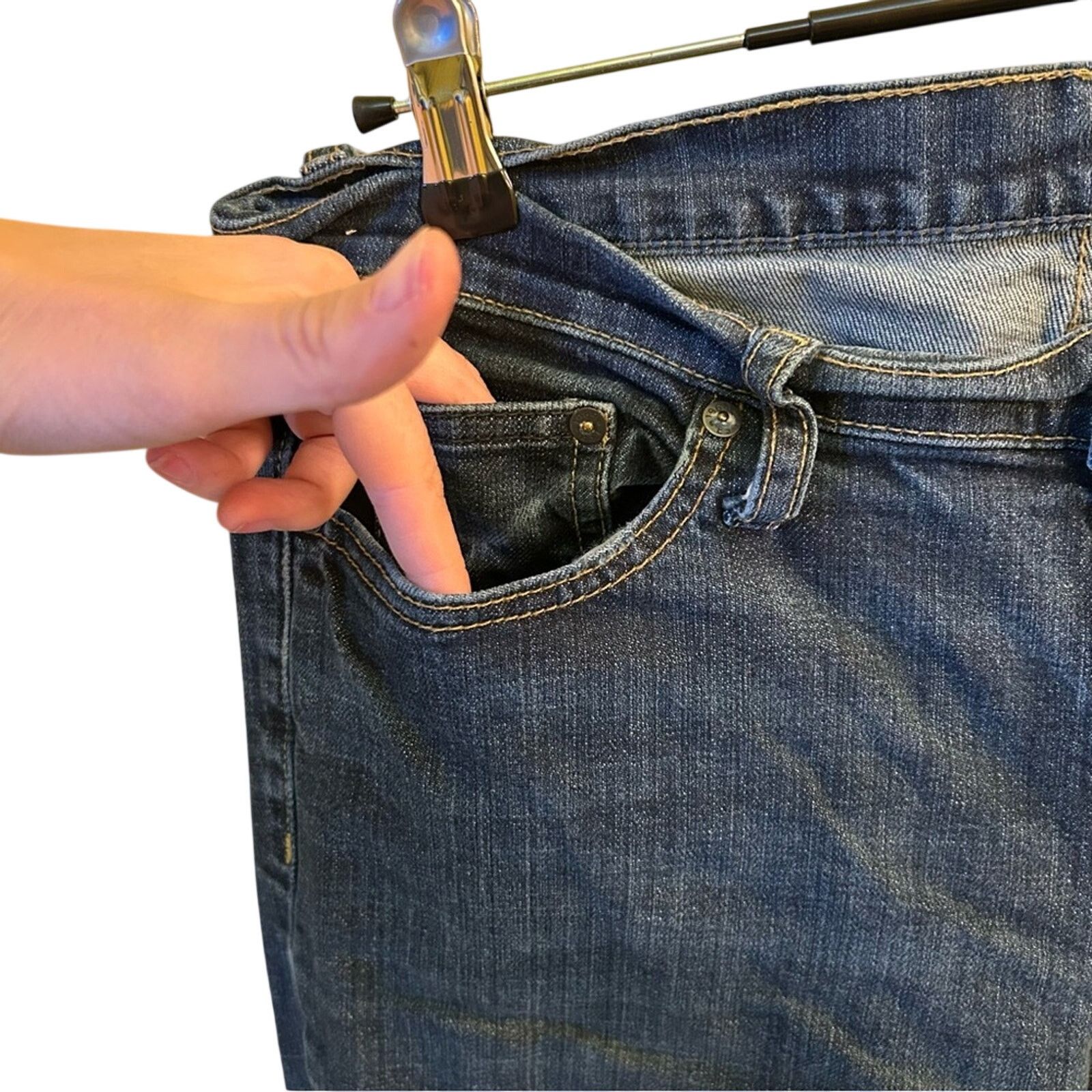 Gap Gap Bootcut Jeans Size 10 Medium Wash Stretch Denim Modern Size 32" / US 10 / IT 46 - 11 Thumbnail