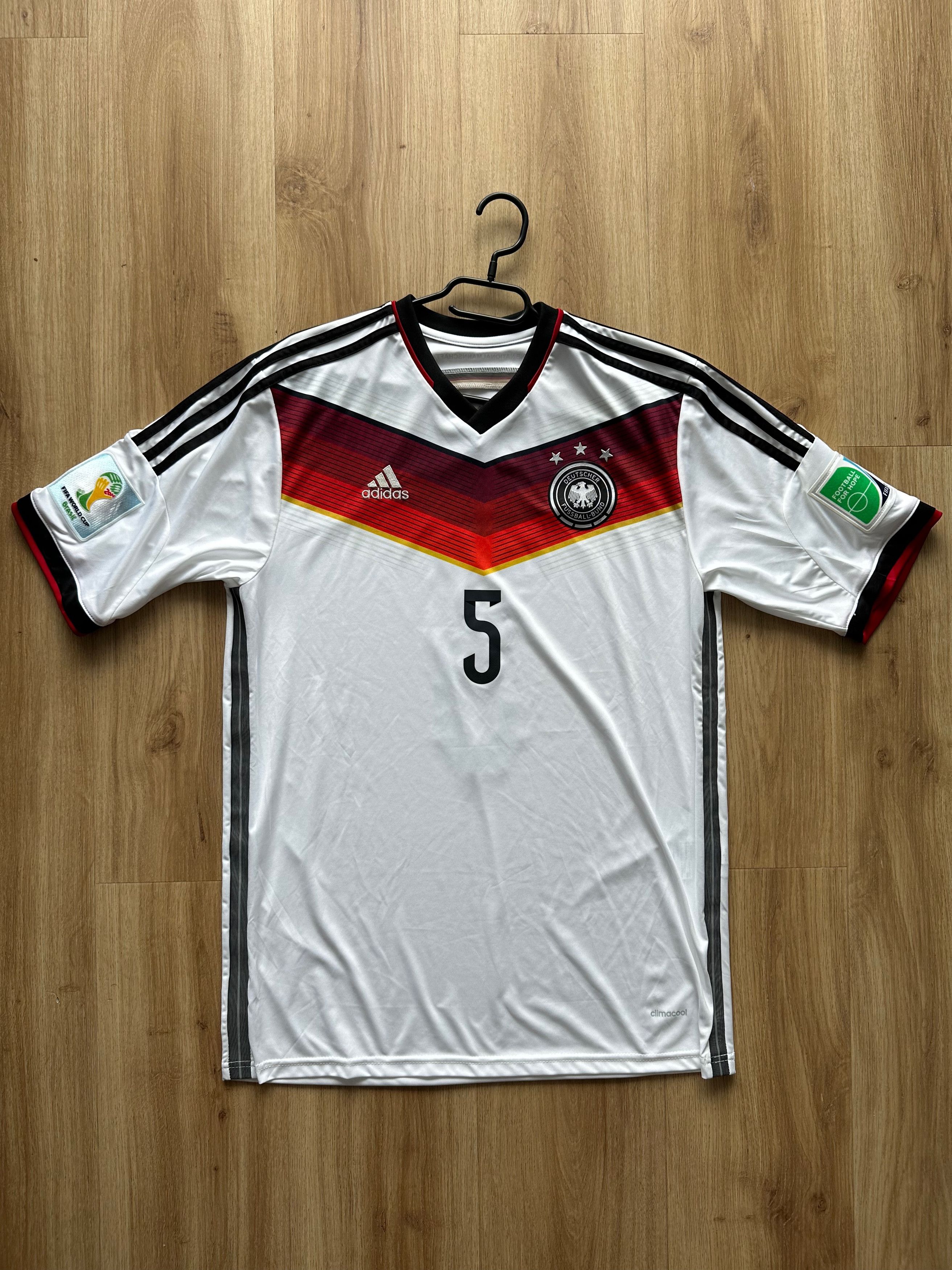 Vintage REPLICA 2014 Germany Deutschland #5 Hummels home jersey Size US XL / EU 56 / 4 - 12 Thumbnail