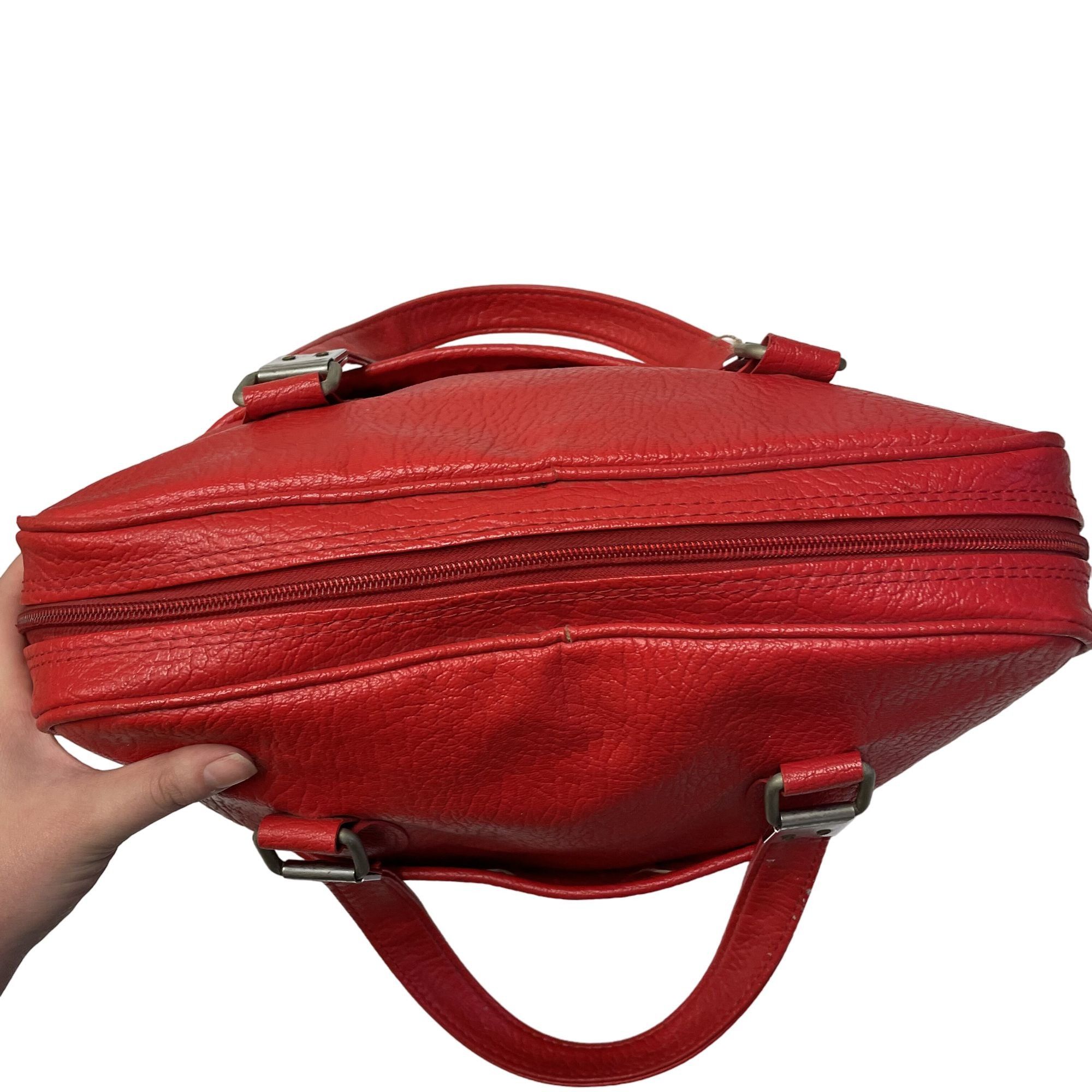Sears Vtg SEARS Red ESCORT Carry On Tote Overnight Luggage bag Size ONE SIZE - 8 Thumbnail