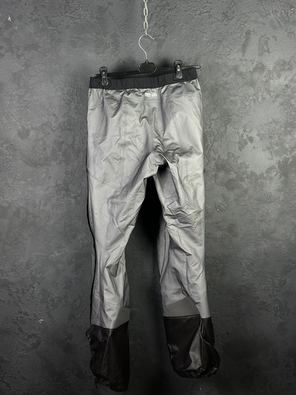 Arc'teryx ARCTERYX Beta AR Black Gore Tex Pro Women’s Pants Size M Size 25" / US 0 / IT 36 - 14 Thumbnail