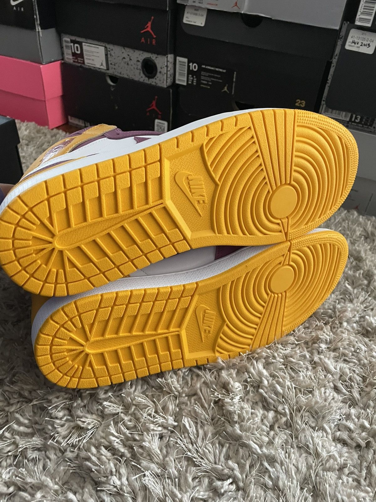 Jordan Brand Jordan 1 Brotherhood Size US 13 / EU 46 - 7 Thumbnail