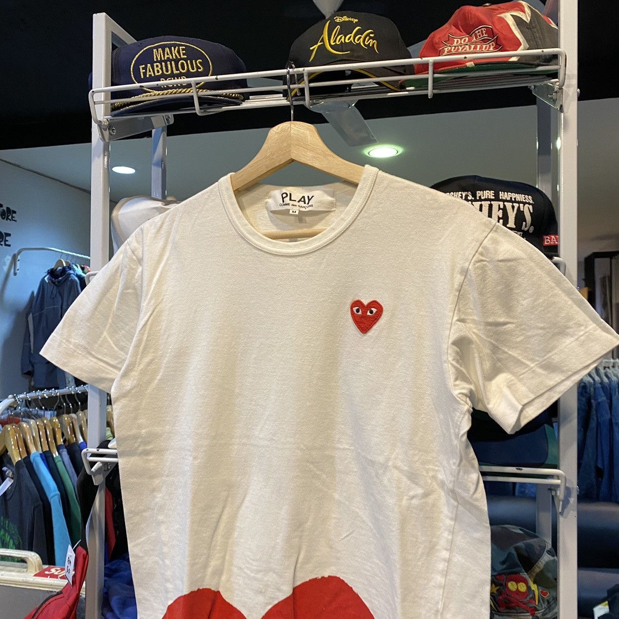 Comme des Garcons Comme Des Garcons PLAY Love Embroided 2014 Tee Size US S / EU 44-46 / 1 - 3 Thumbnail