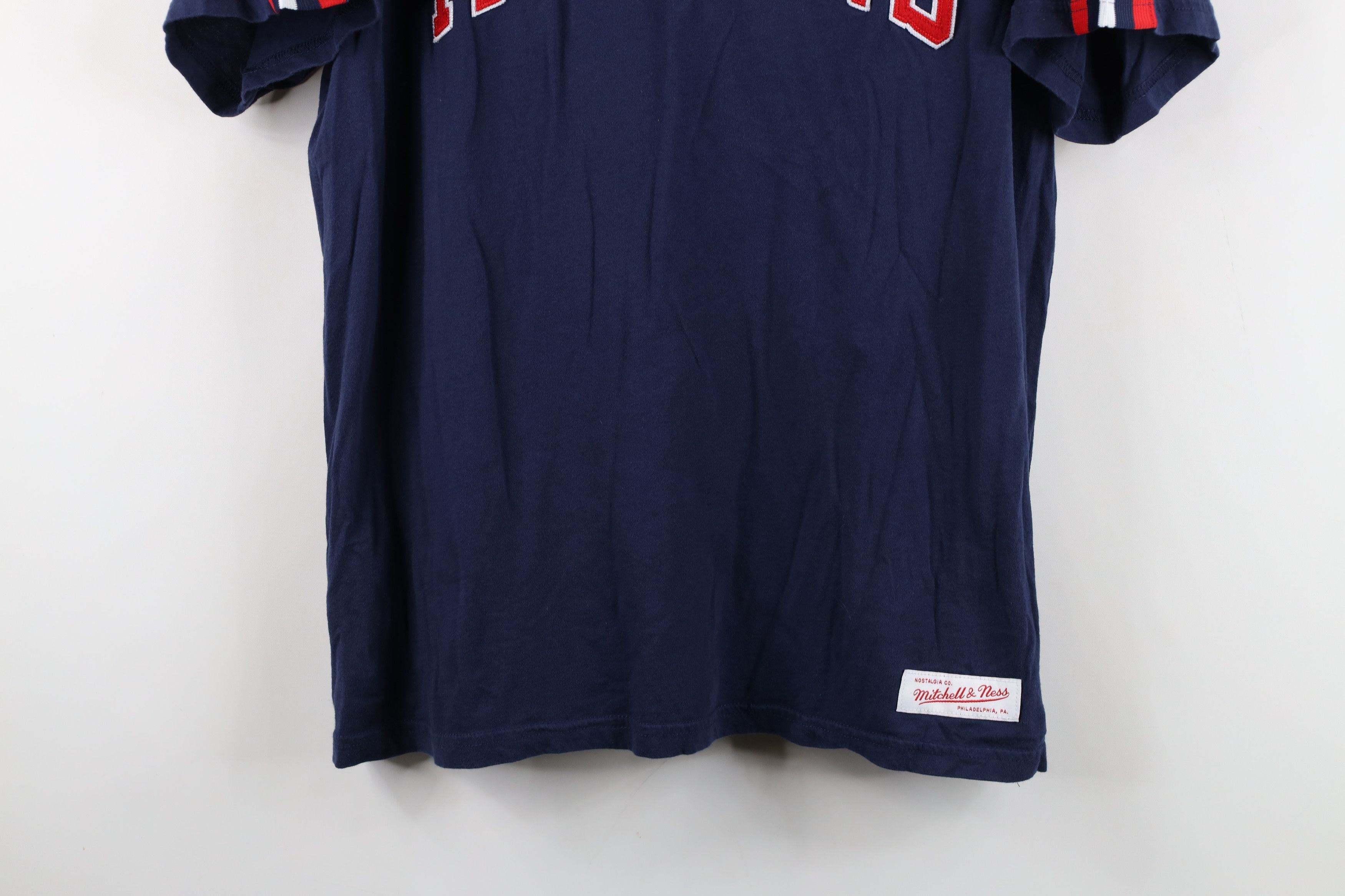 Mitchell & Ness Mitchell & Ness Cleveland Indians Baseball Jersey T-Shirt Size US XL / EU 56 / 4 - 3 Thumbnail