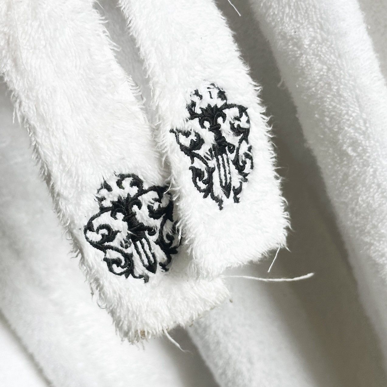 Chrome Hearts Chrome Hearts Embroidery Cross Logo Bath Robe Size US XL / EU 56 / 4 - 5 Thumbnail