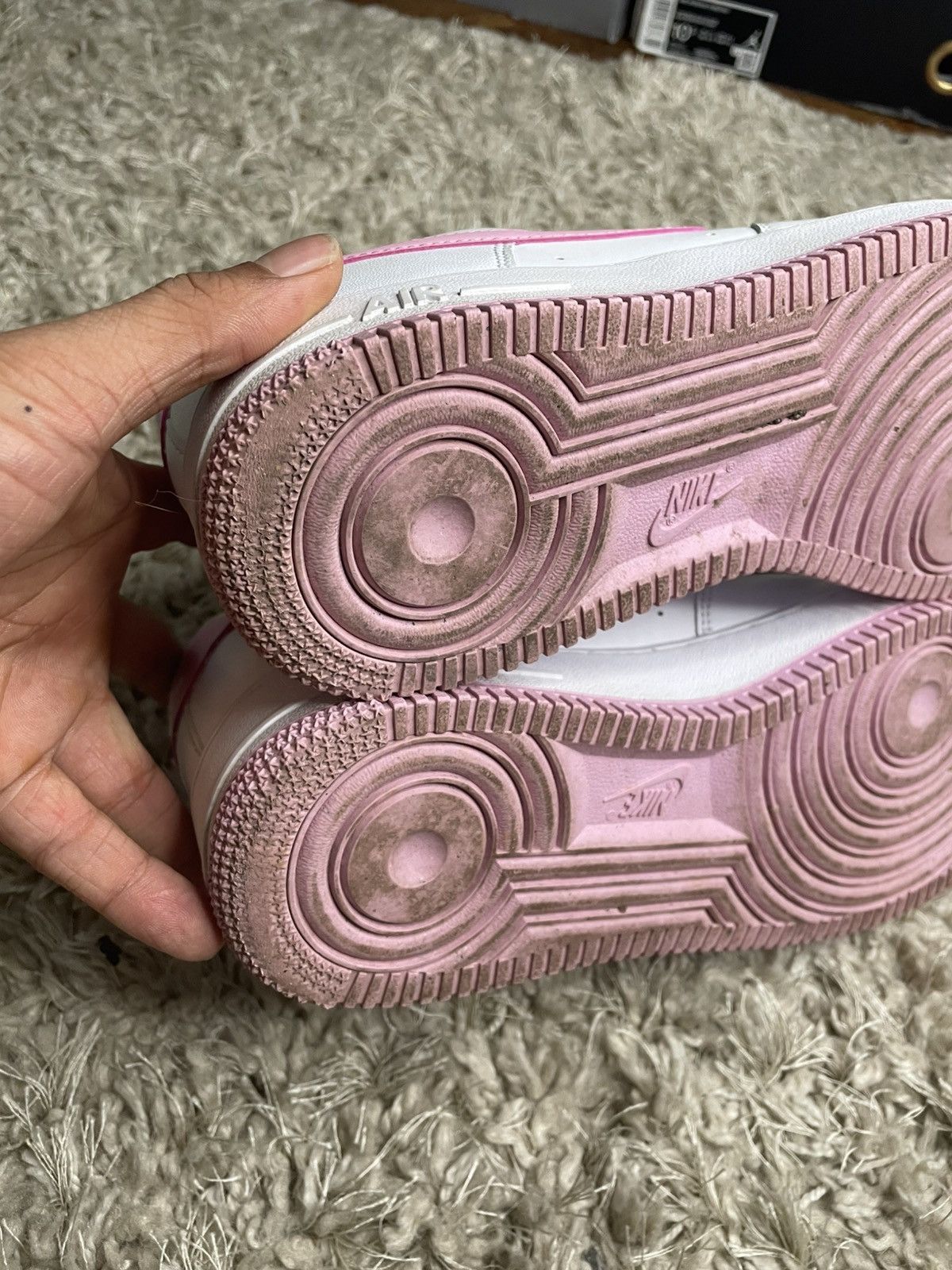 Nike Air Force 1 Bubblegum Size US 8.5 / EU 41-42 - 10 Thumbnail